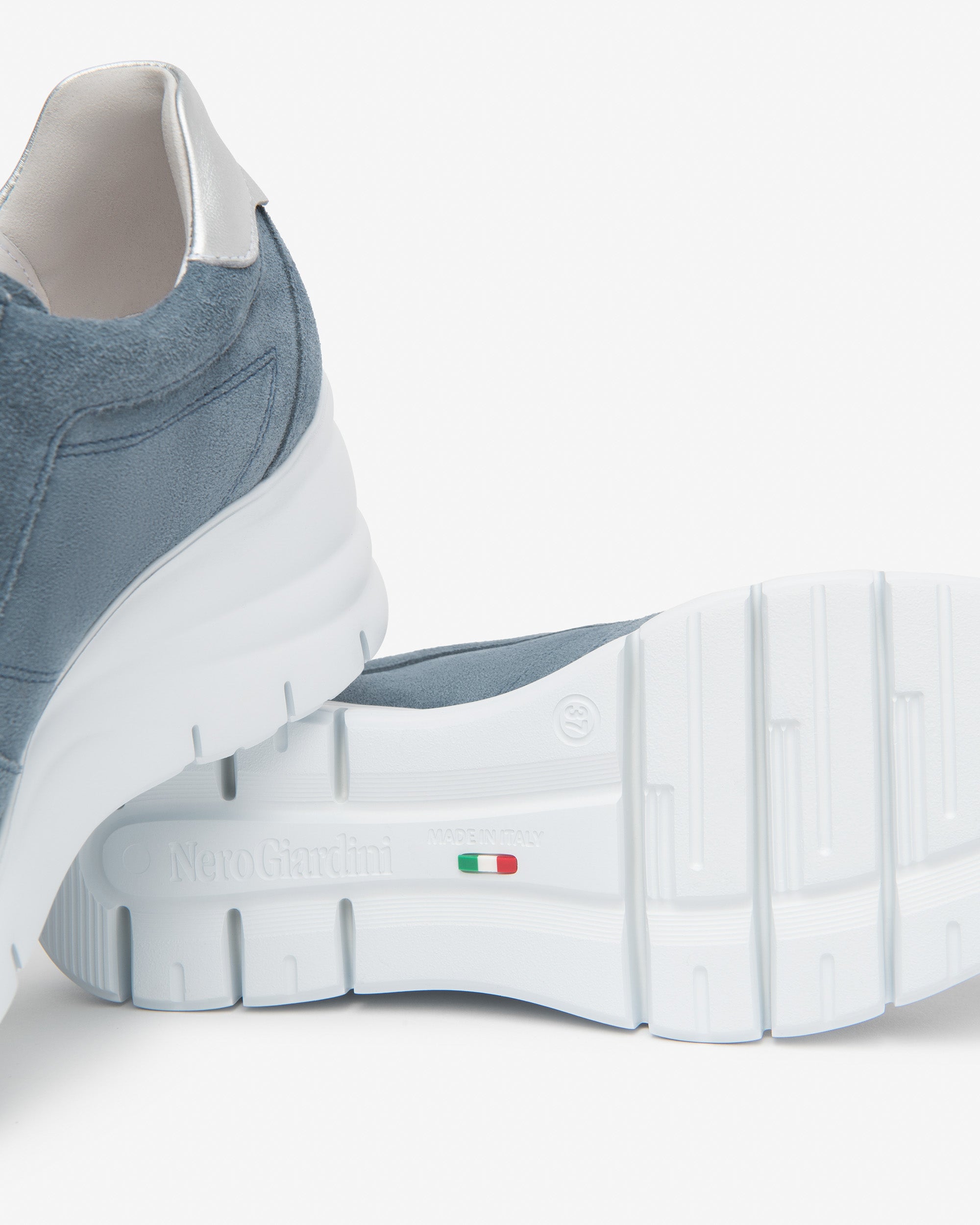 NeroGiardini Sneakers Femme Cuir Velours Confort