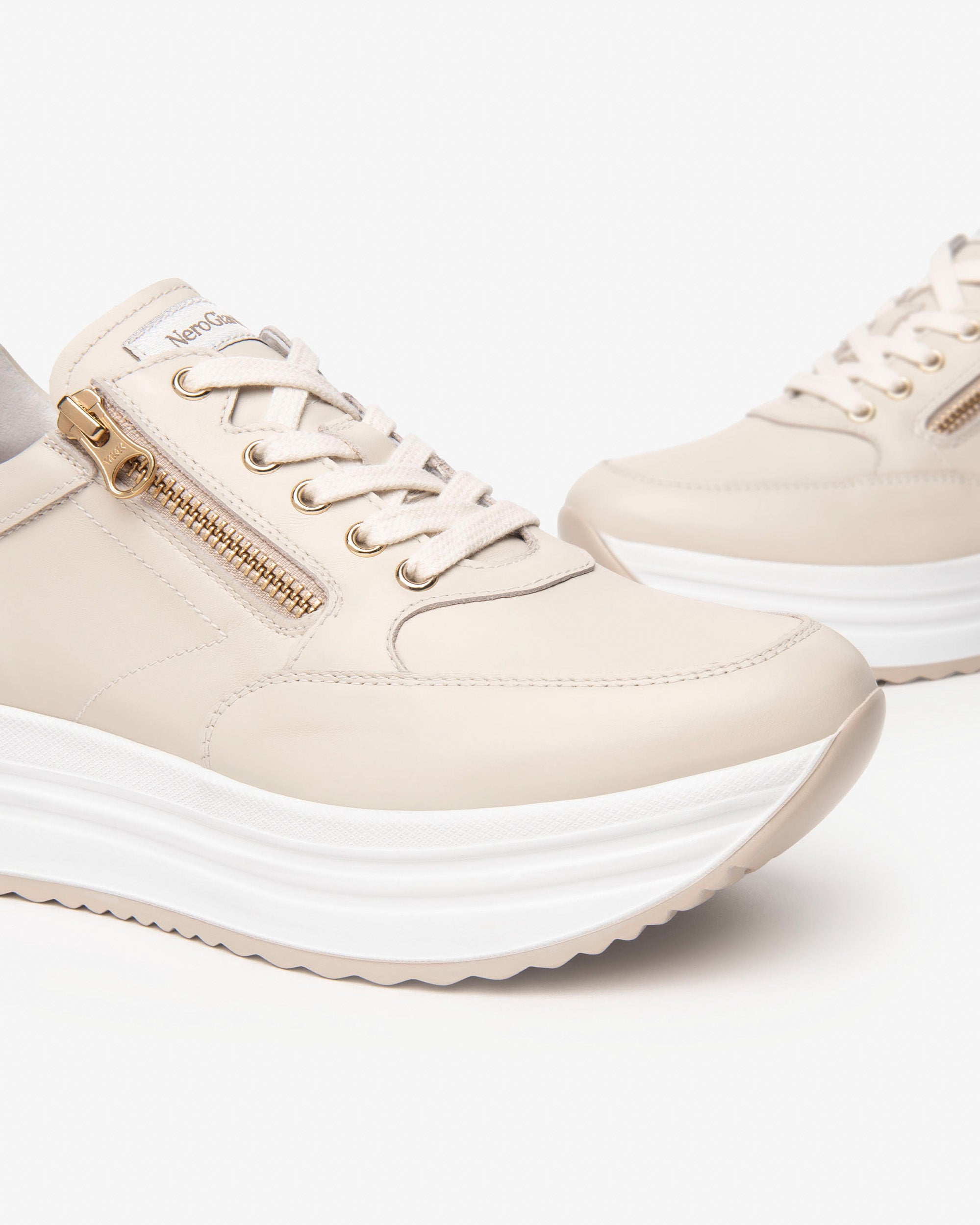 Nerogiardini Sneakers Sneakers Femme en Cuir Été Confort