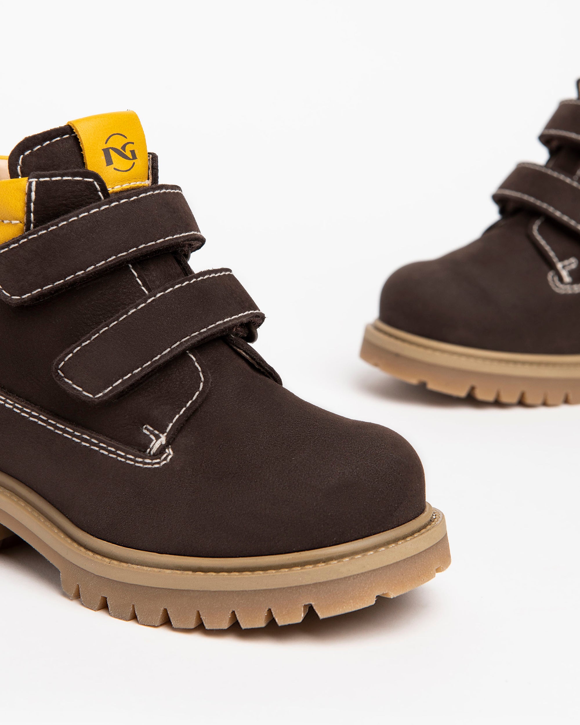 NeroGiardini Bottines garçon cuir 25-30 DryGo légères