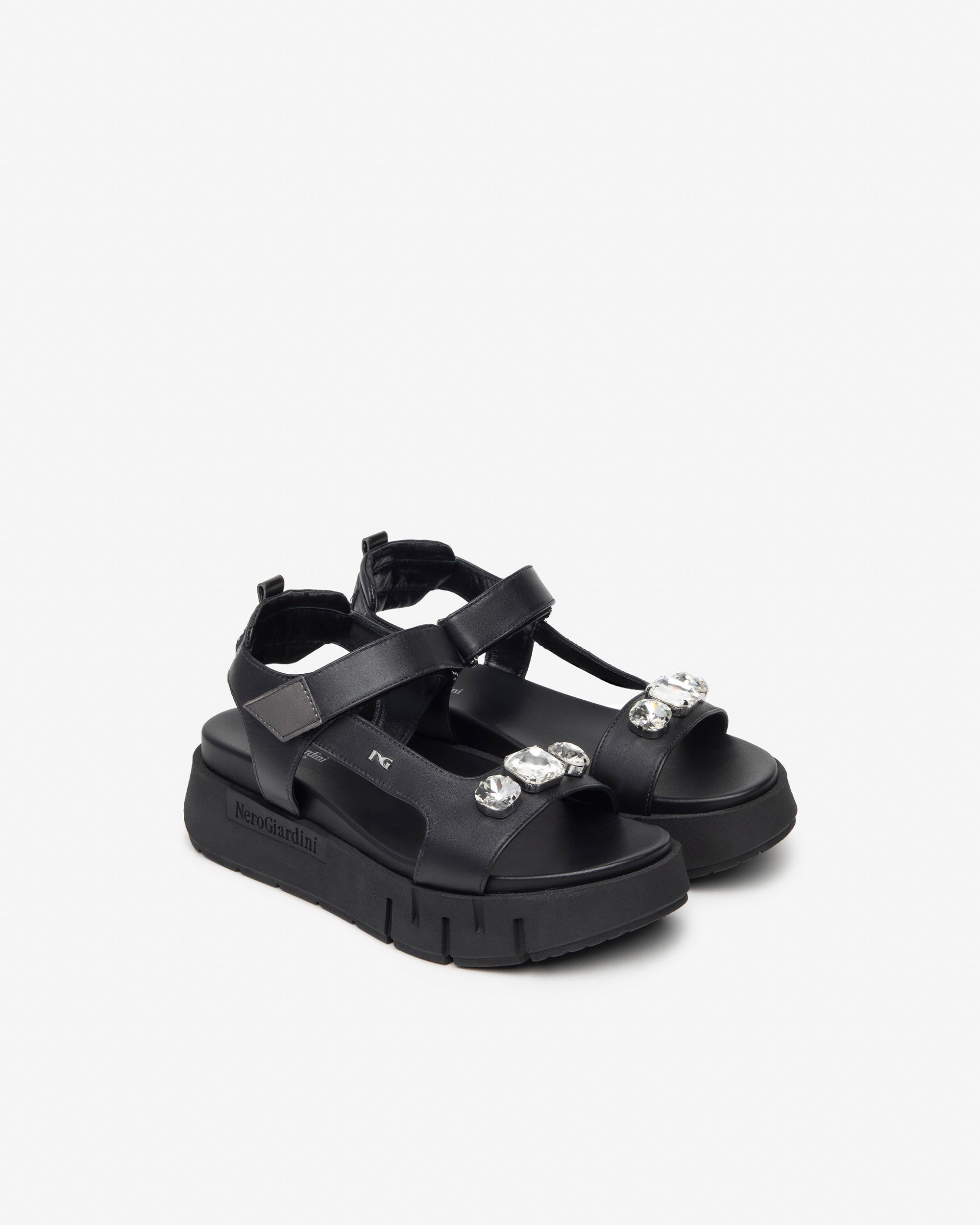 NeroGiardini Sandales Sandale Cuir Femme Technique
