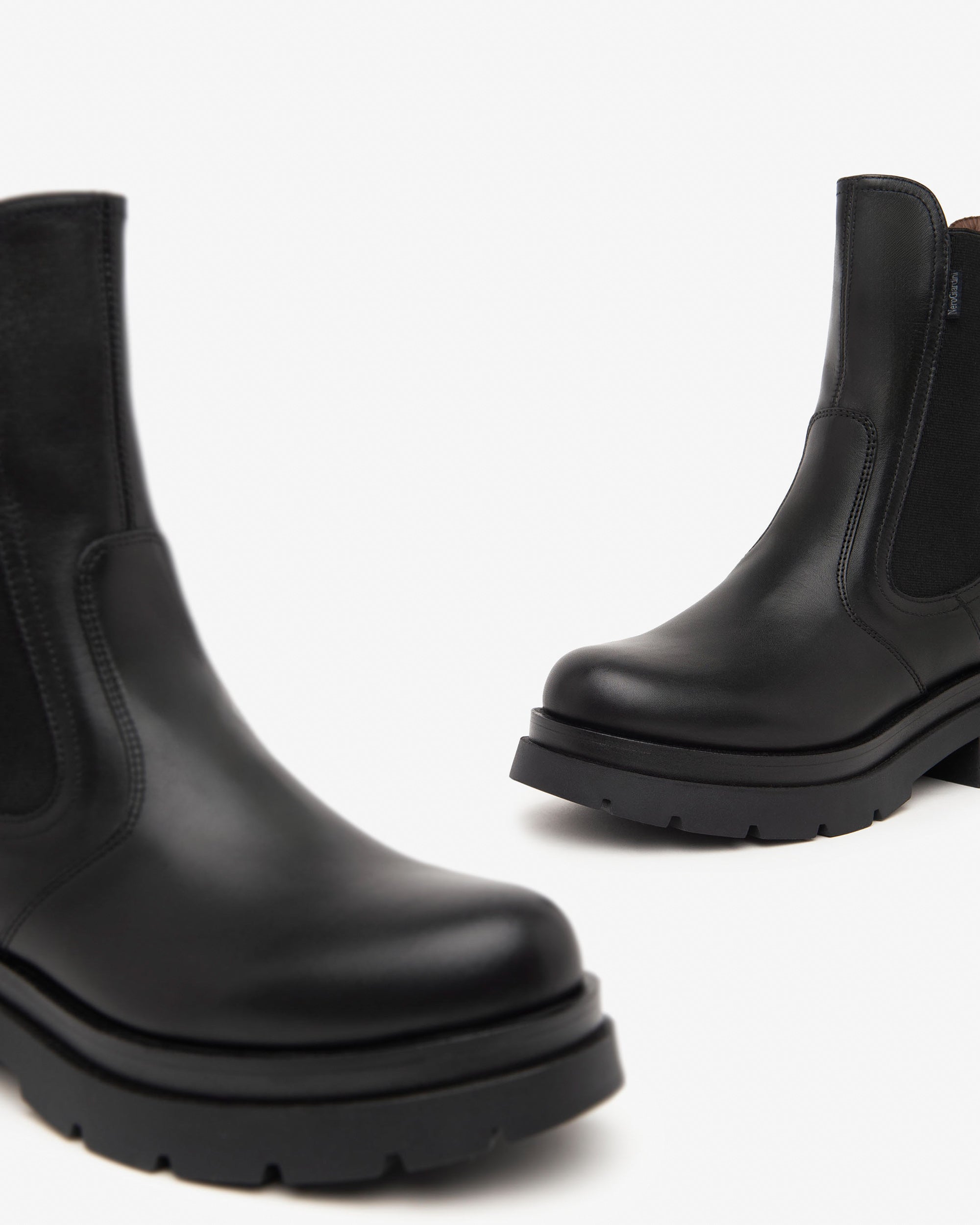 NeroGiardini Chelsea Bottines Femme Cuir 38 Hiver