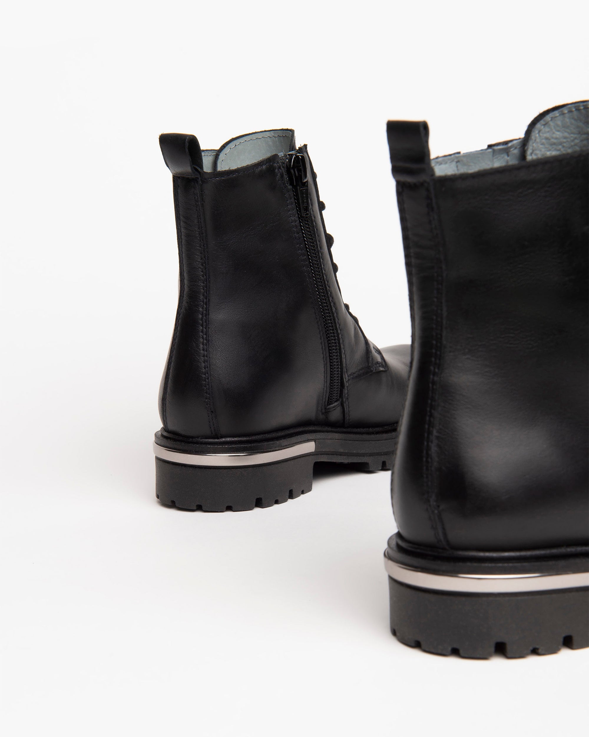 Nerogiardini Bottines fille cuir lacets zip 27-39