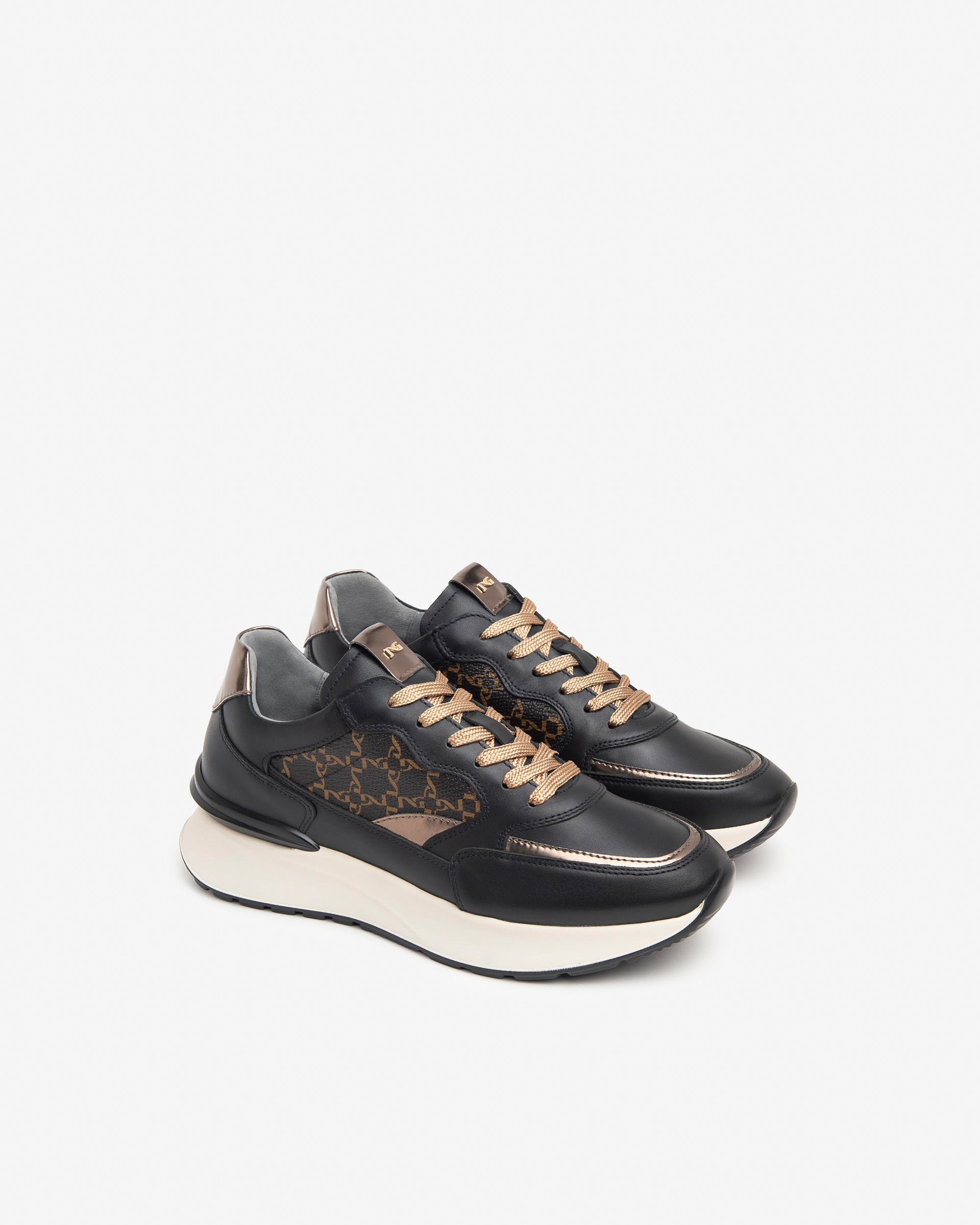 Nerogiardini Sneakers cuir femme pointure 38 confort DryGo