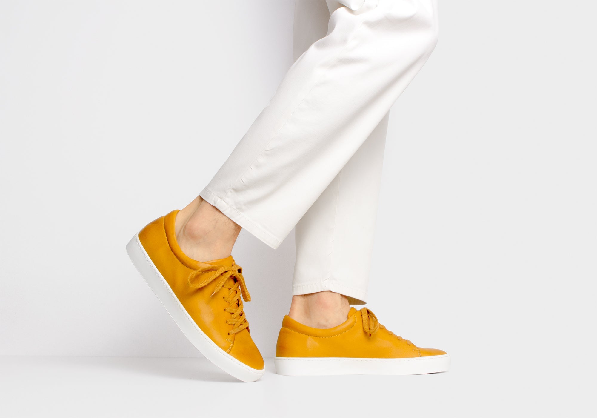 JAK Royal Mustard baskets cuir moutarde