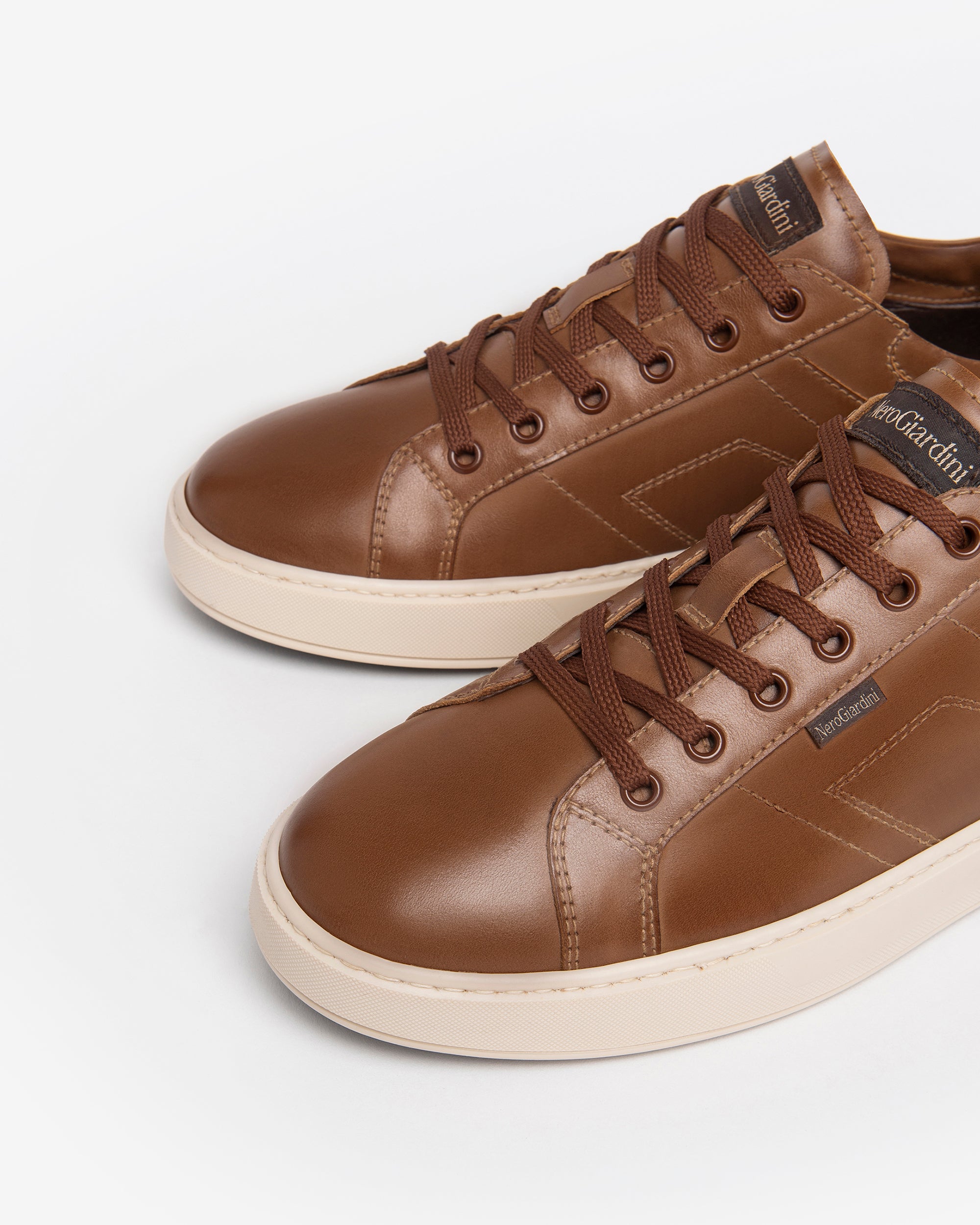 NeroGiardini Sneakers Homme Cuir baskets confort