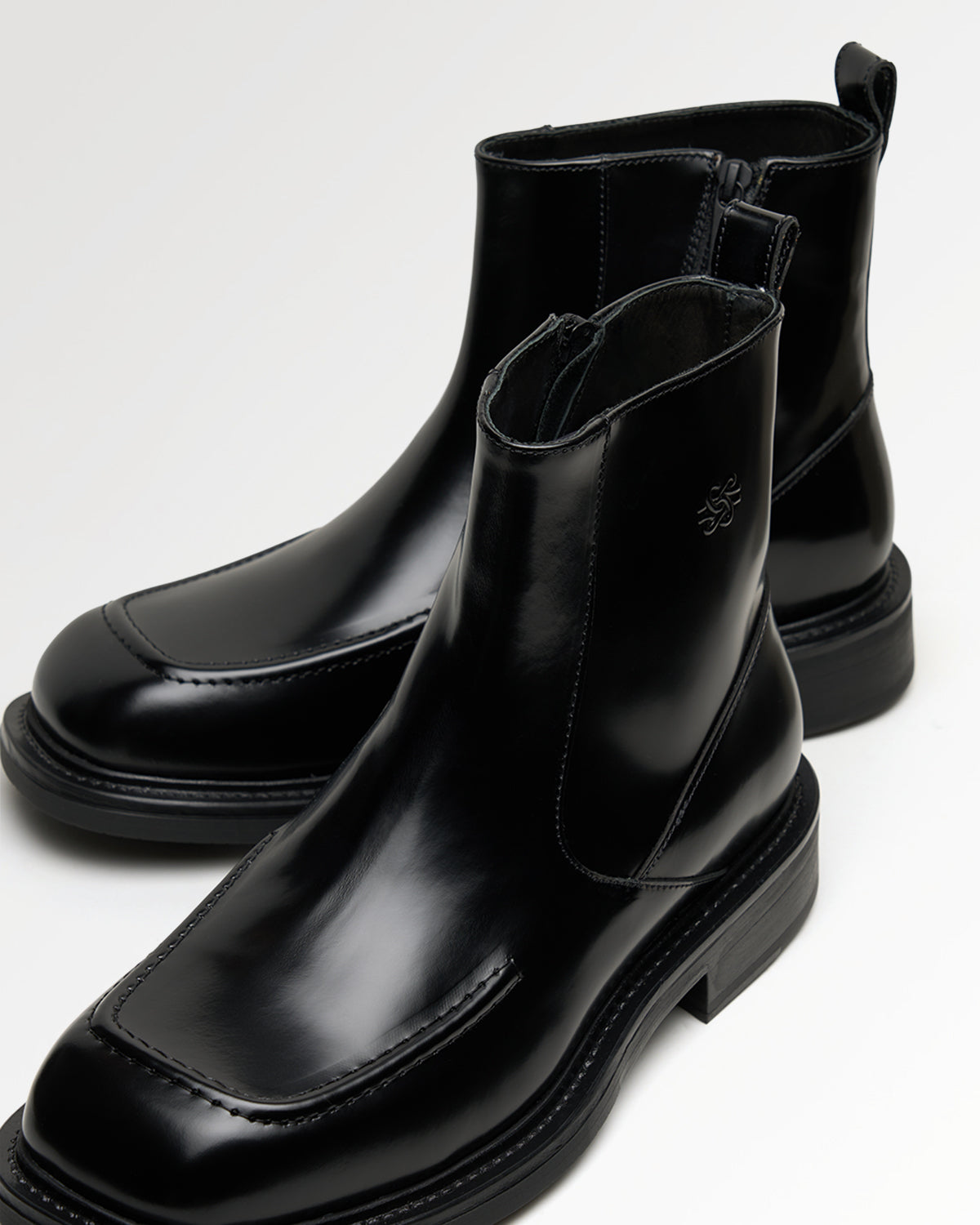 Filling Pieces Shaft Boot Polido bottes cuir noir
