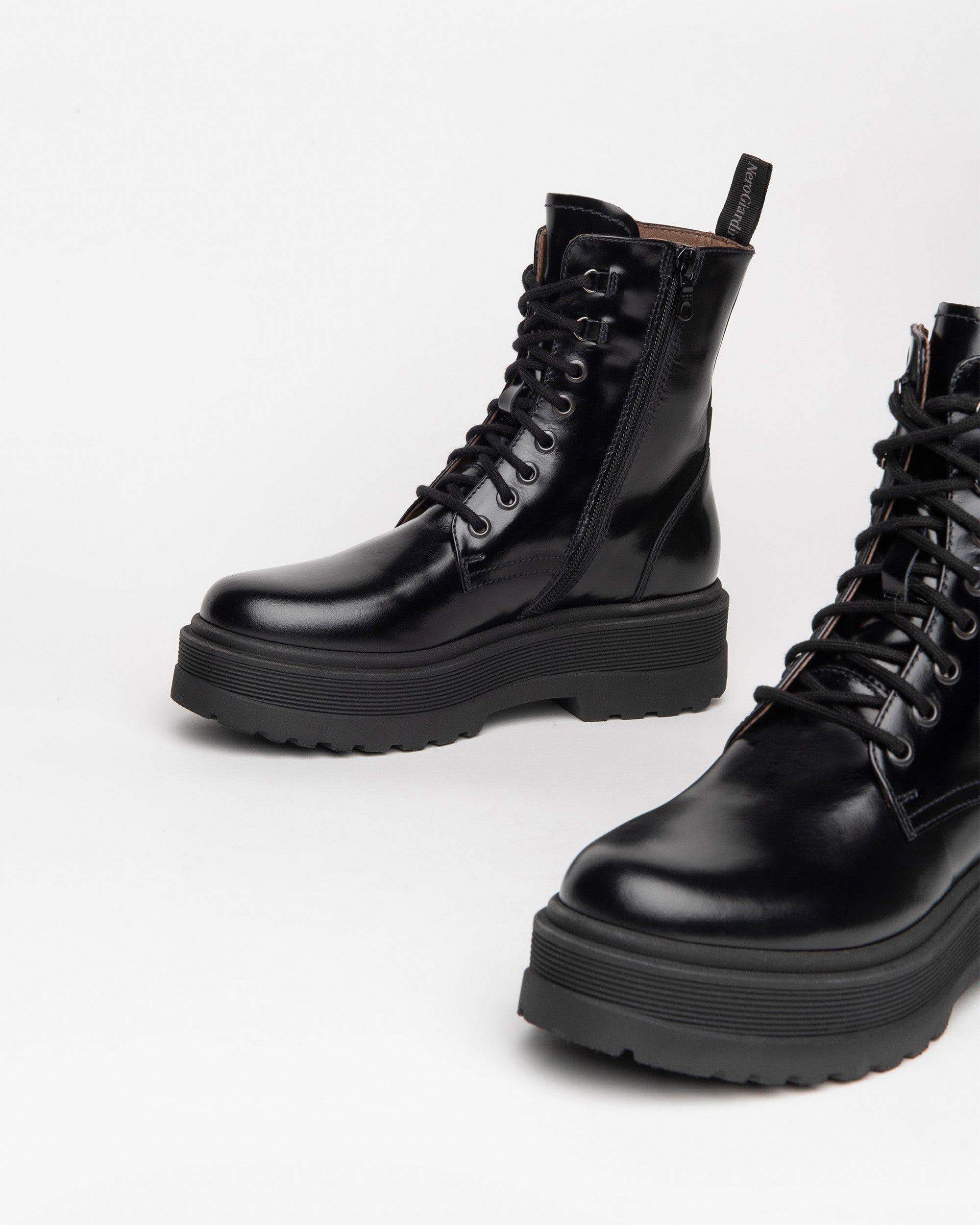 NeroGiardini Bottines Motardes Femme cuir talon 50 mm 38