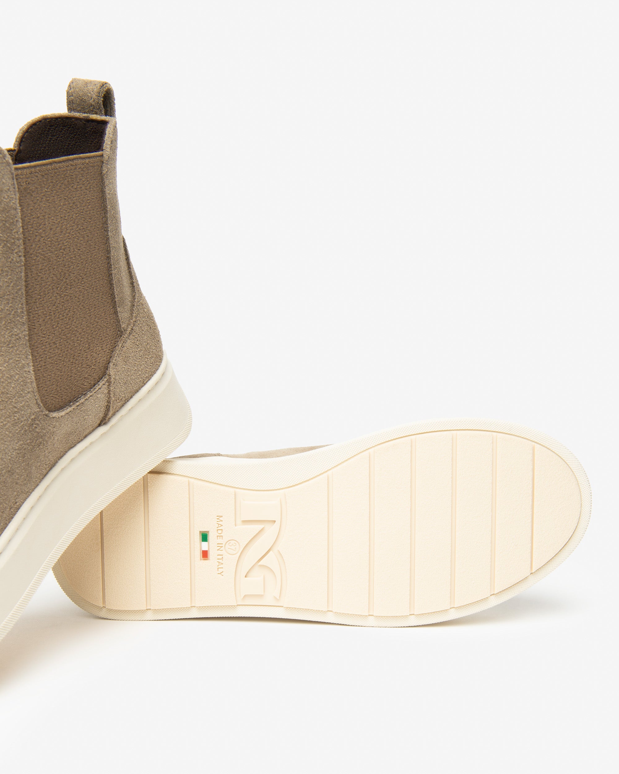 NeroGiardini Bottines Chelsea Femme Cuir Velours 38