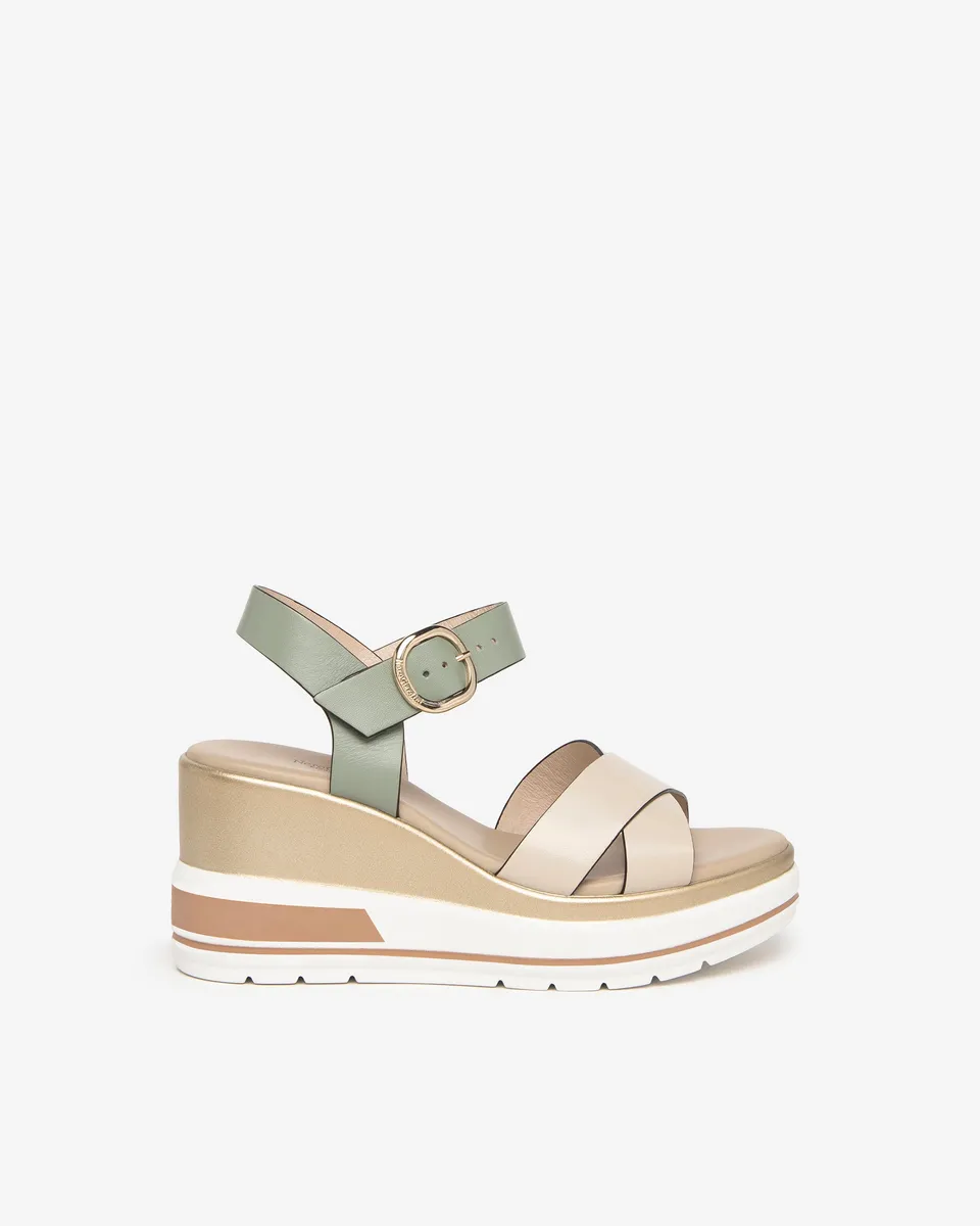 Nerogiardini Sandales femme cuir confort ville