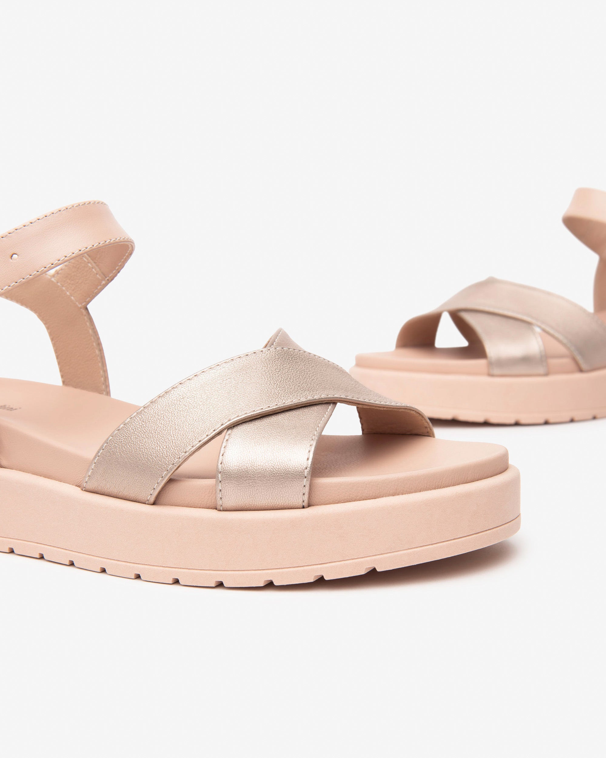 NeroGiardini Sandales Femme Cuir Confort Pointure 35-41