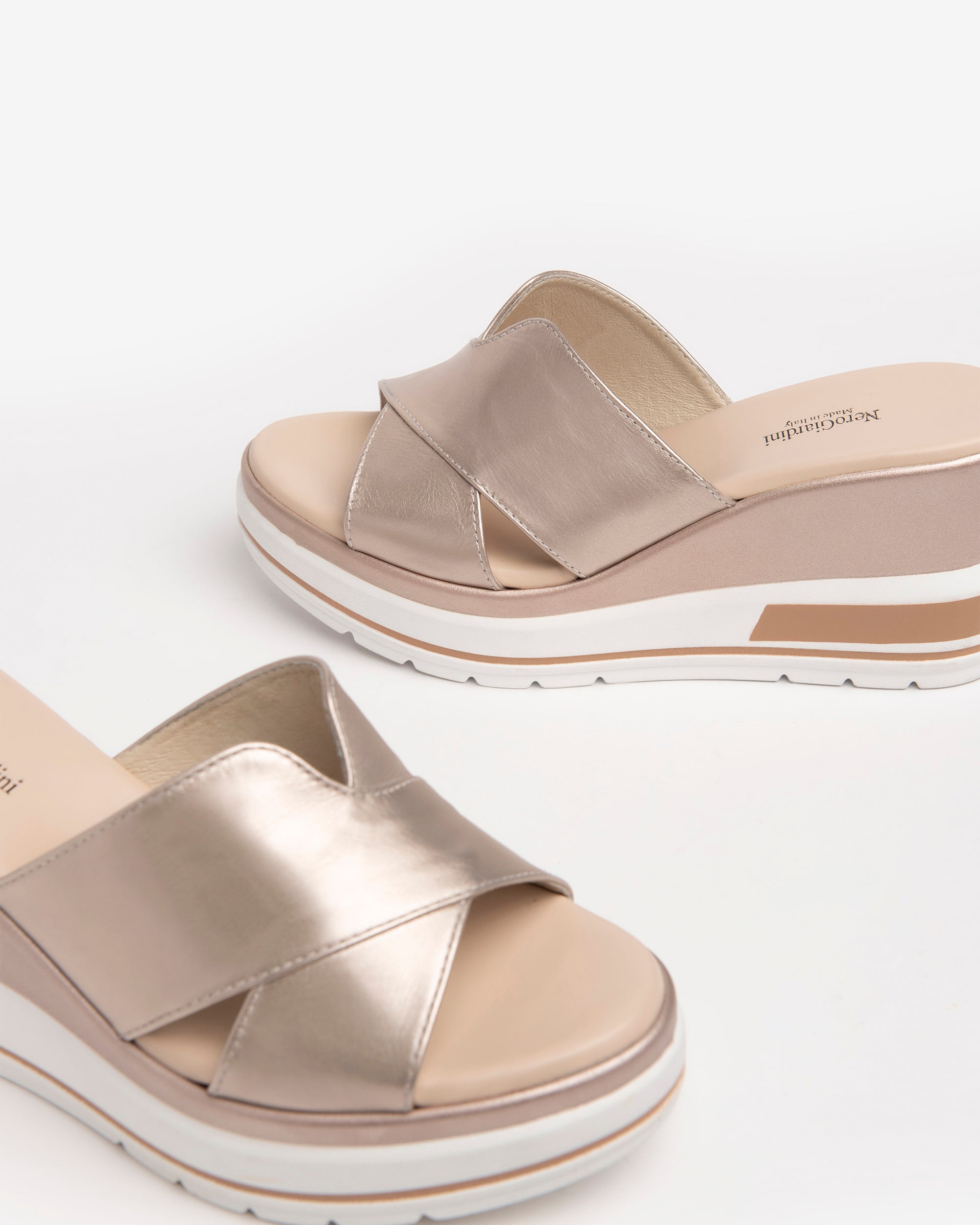 NeroGiardini Mules mules cuir lamé femme 7,5 cm