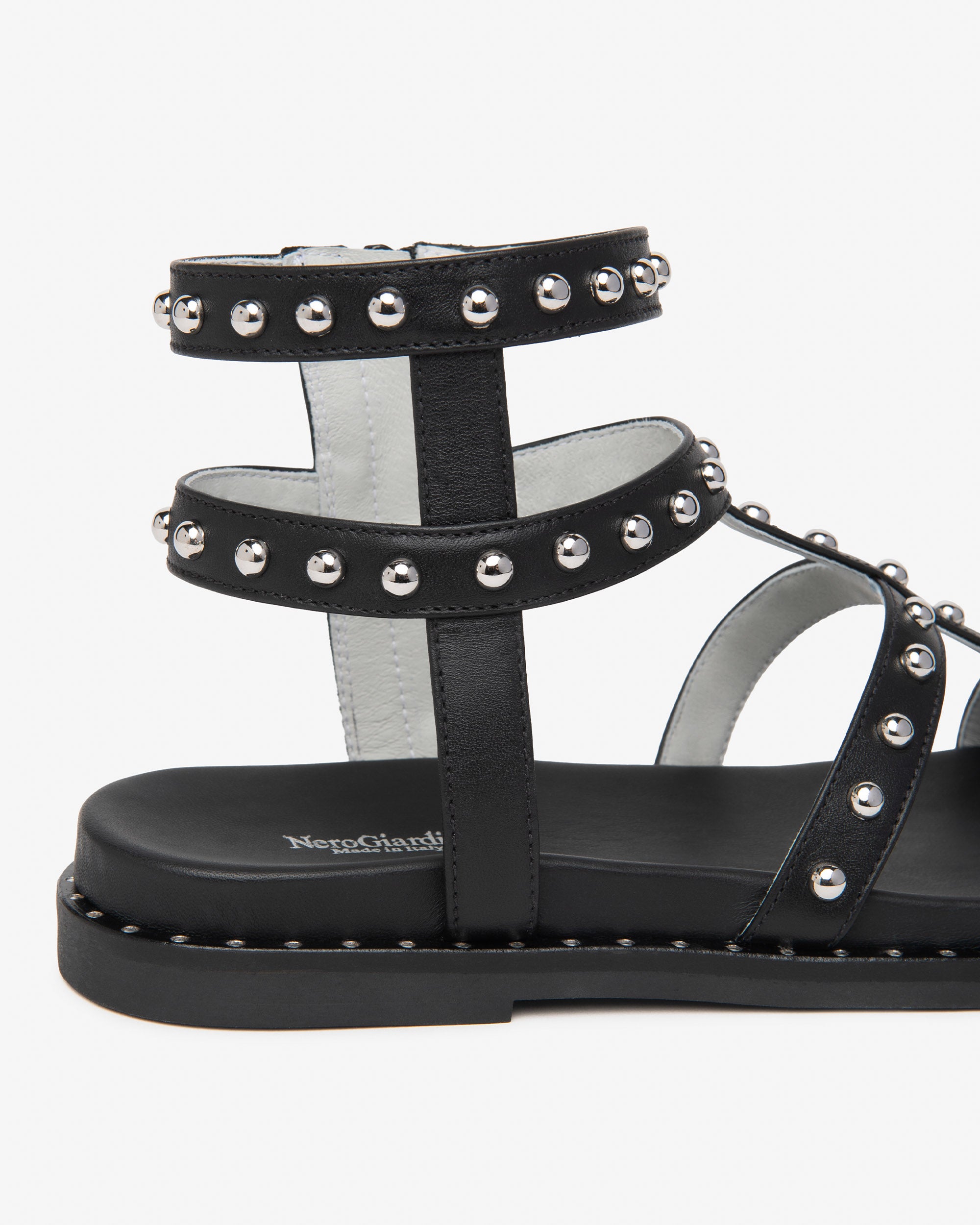 NeroGiardini Sandales Sandales Femme Cuir Été 38