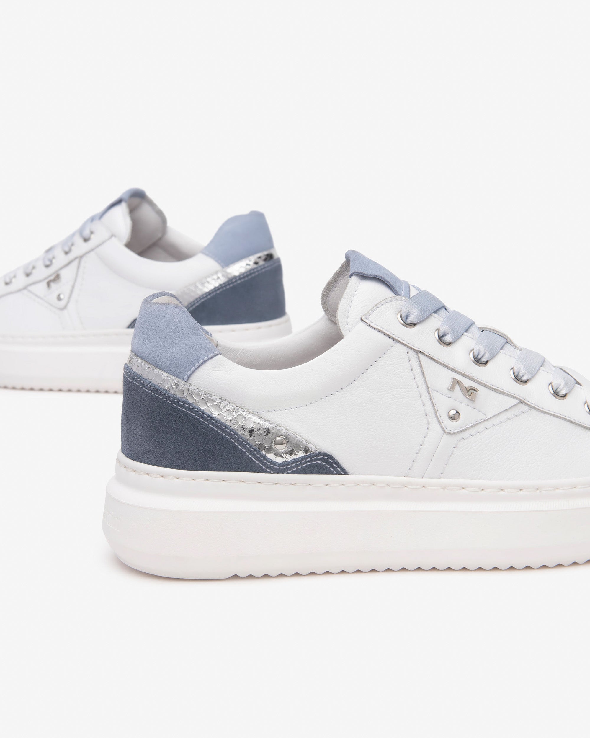 NeroGiardini Sneakers Femme Cuir Velours Confort
