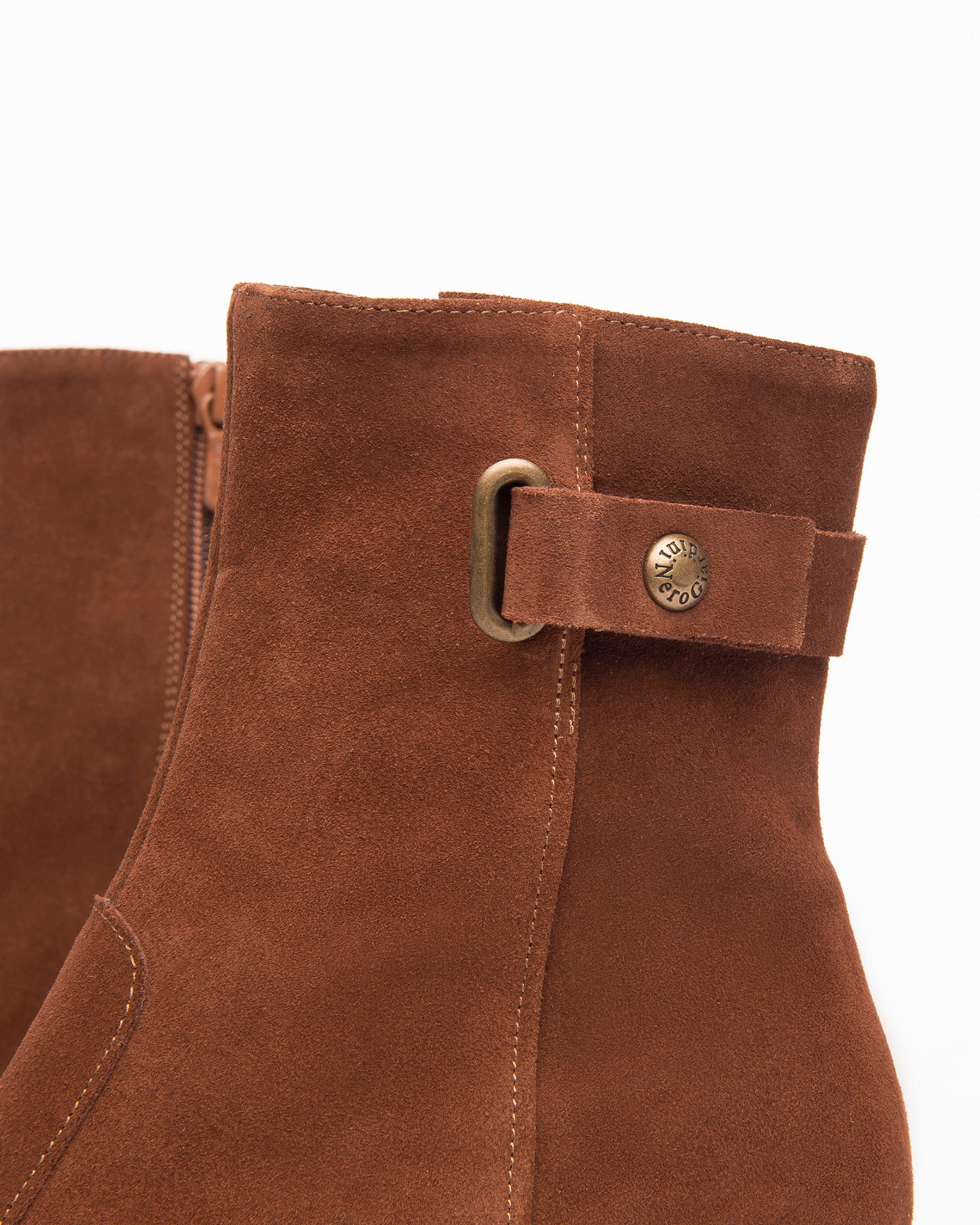 NeroGiardini Bottines Daim Femme Zip Talon 5cm Pointue