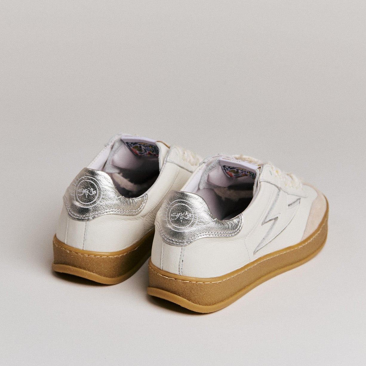 SMR India D142 baskets cuir blanc champagne