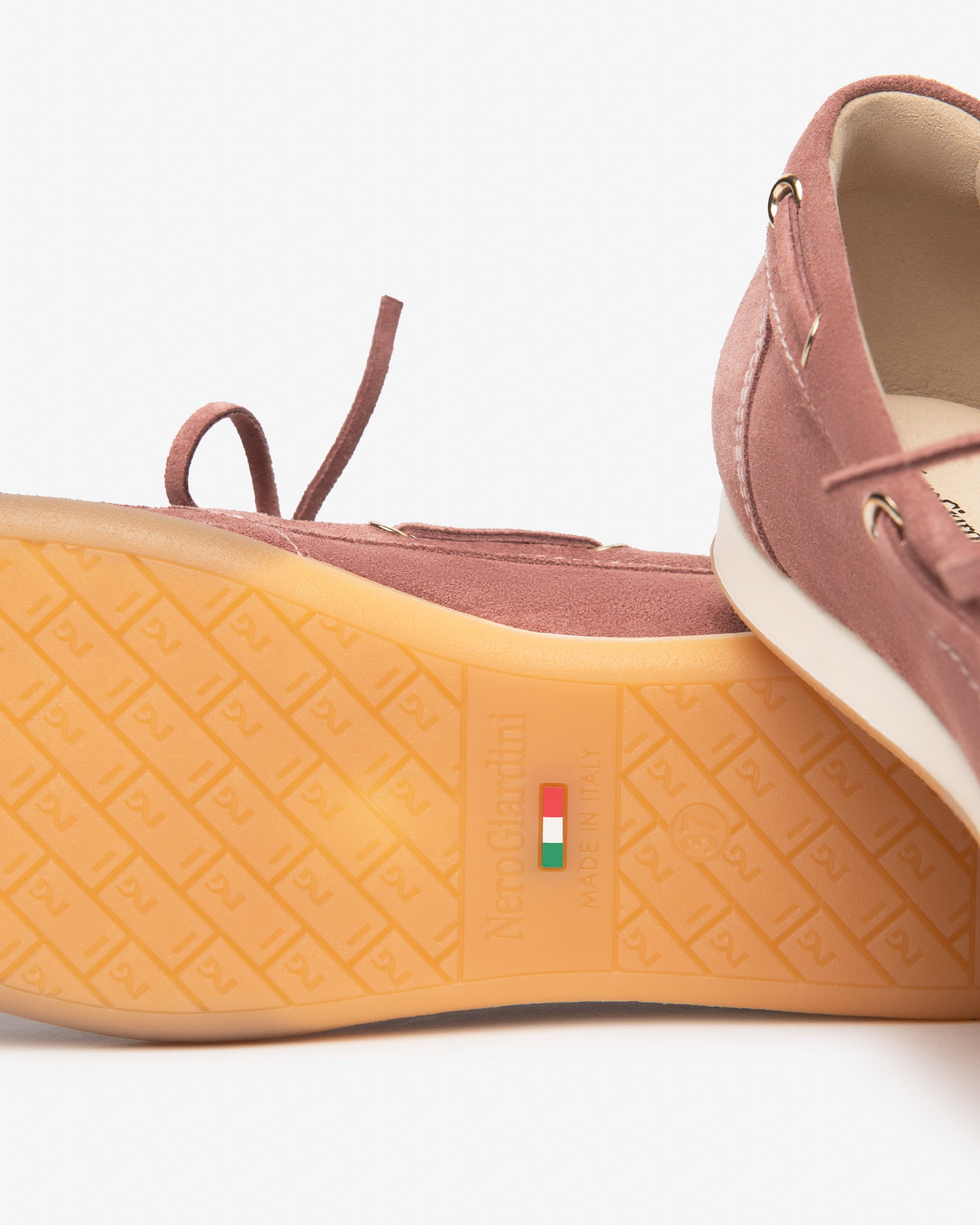 NeroGiardini Mocassins femme cuir velours confort