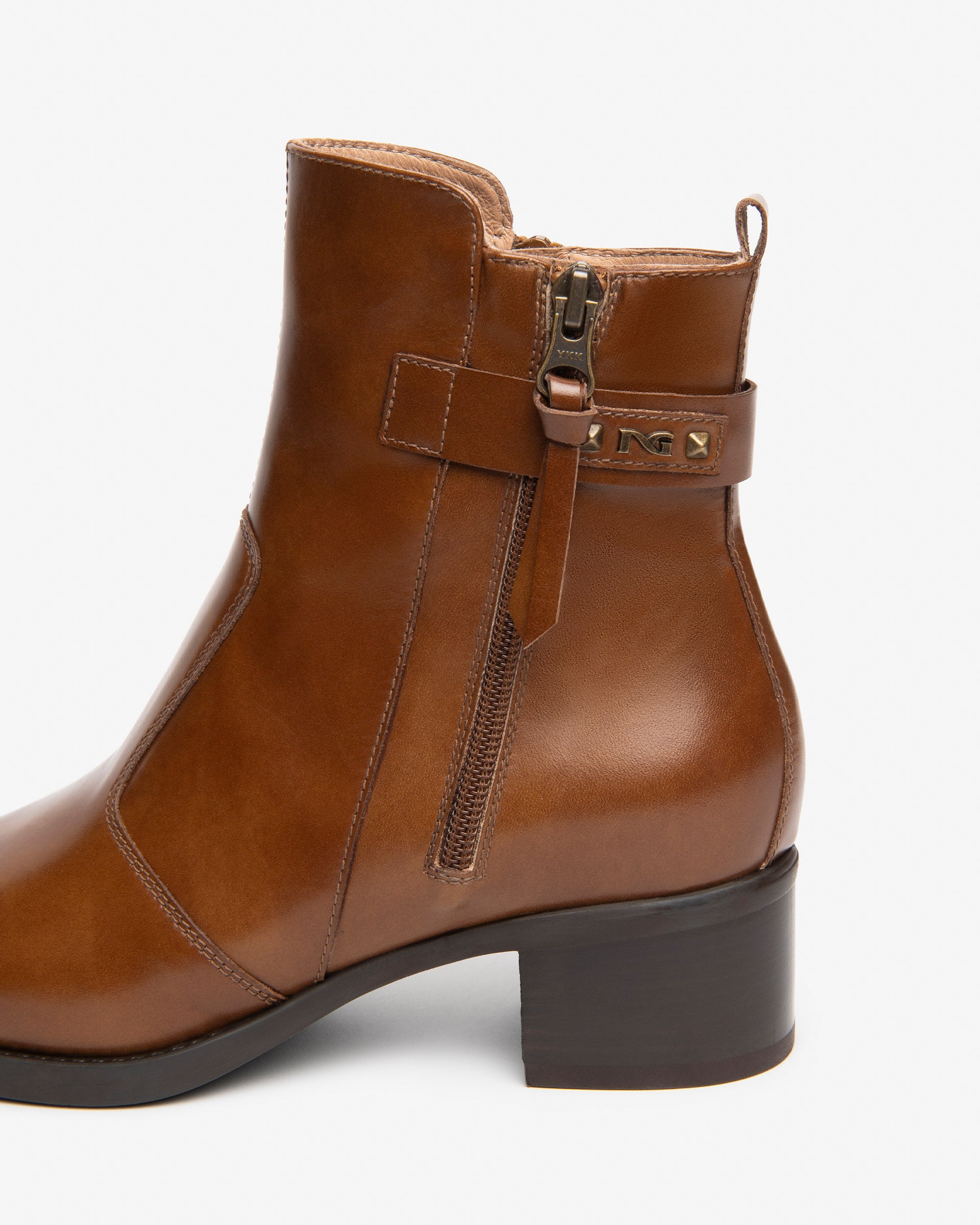 NeroGiardini Bottines Femme Cuir Talon Bloc 40 mm