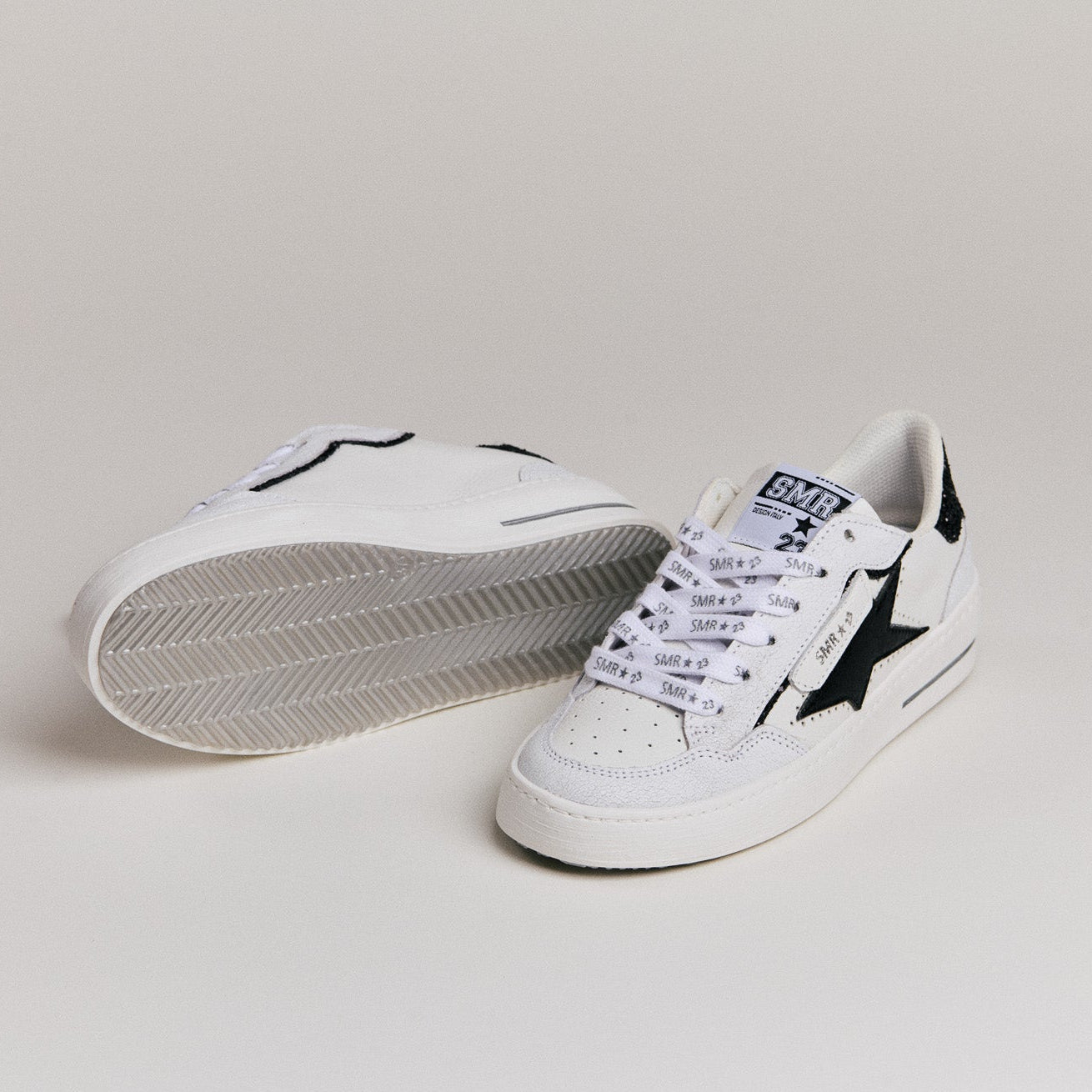SMR Ale D613 baskets cuir blanc noir