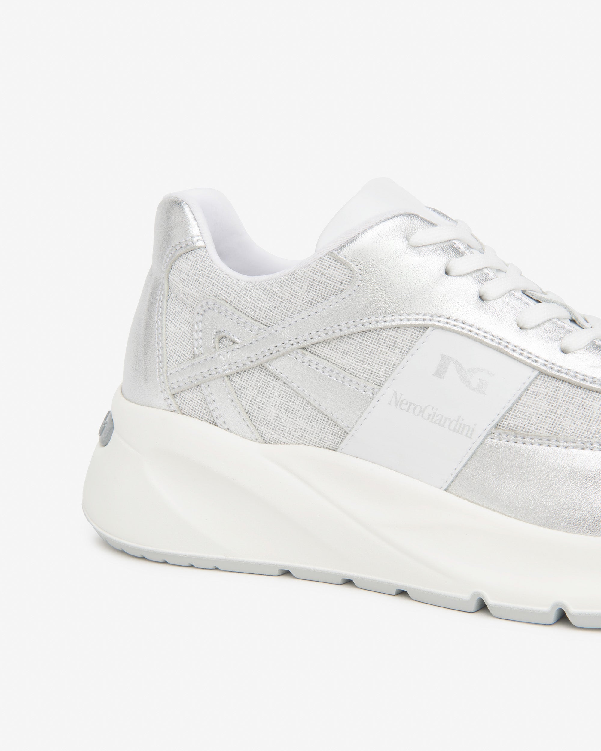 Nerogiardini Sneakers Femme Cuir Tissu Memory Été