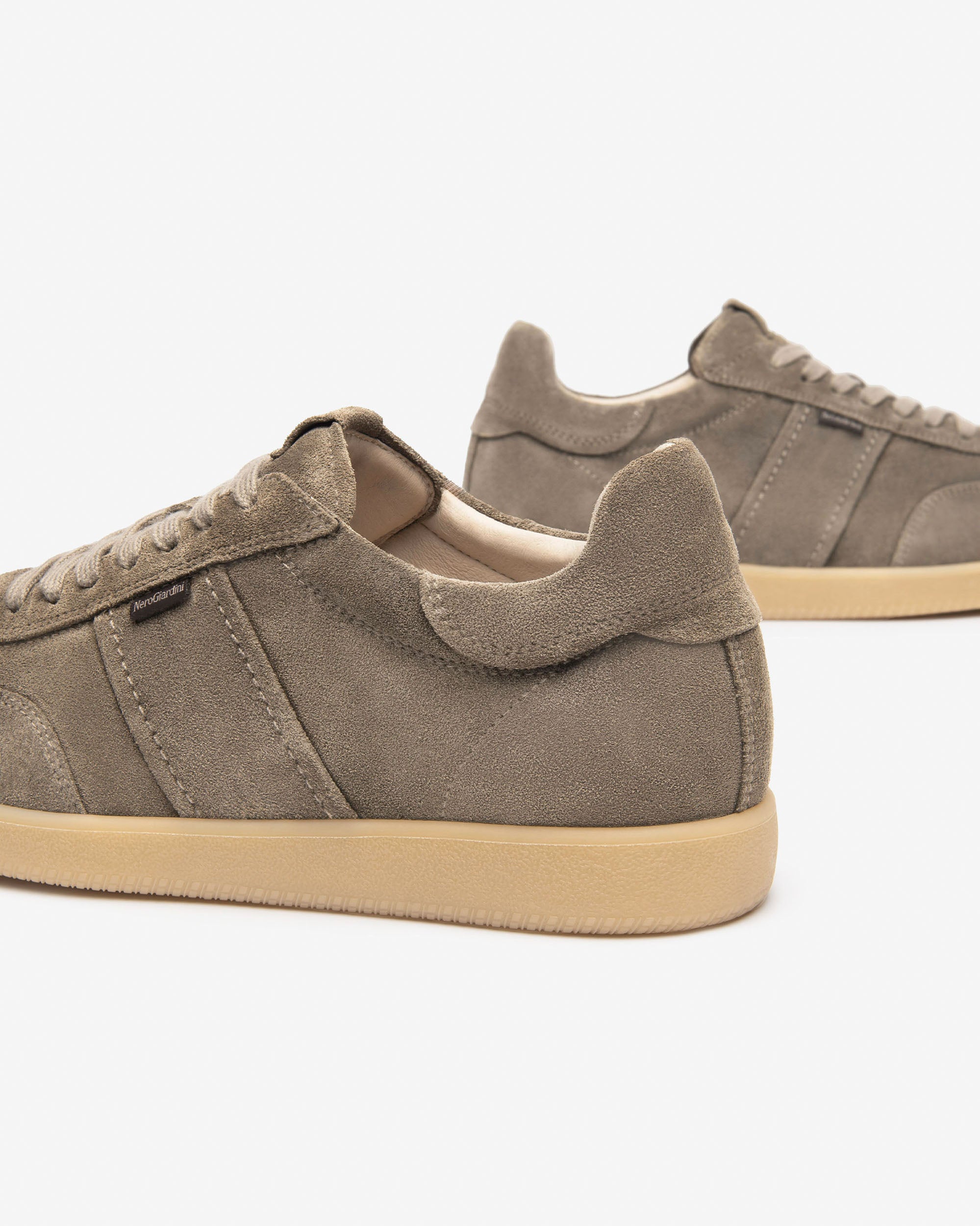 Nerogiardini Sneakers Homme Cuir Velours Minimal