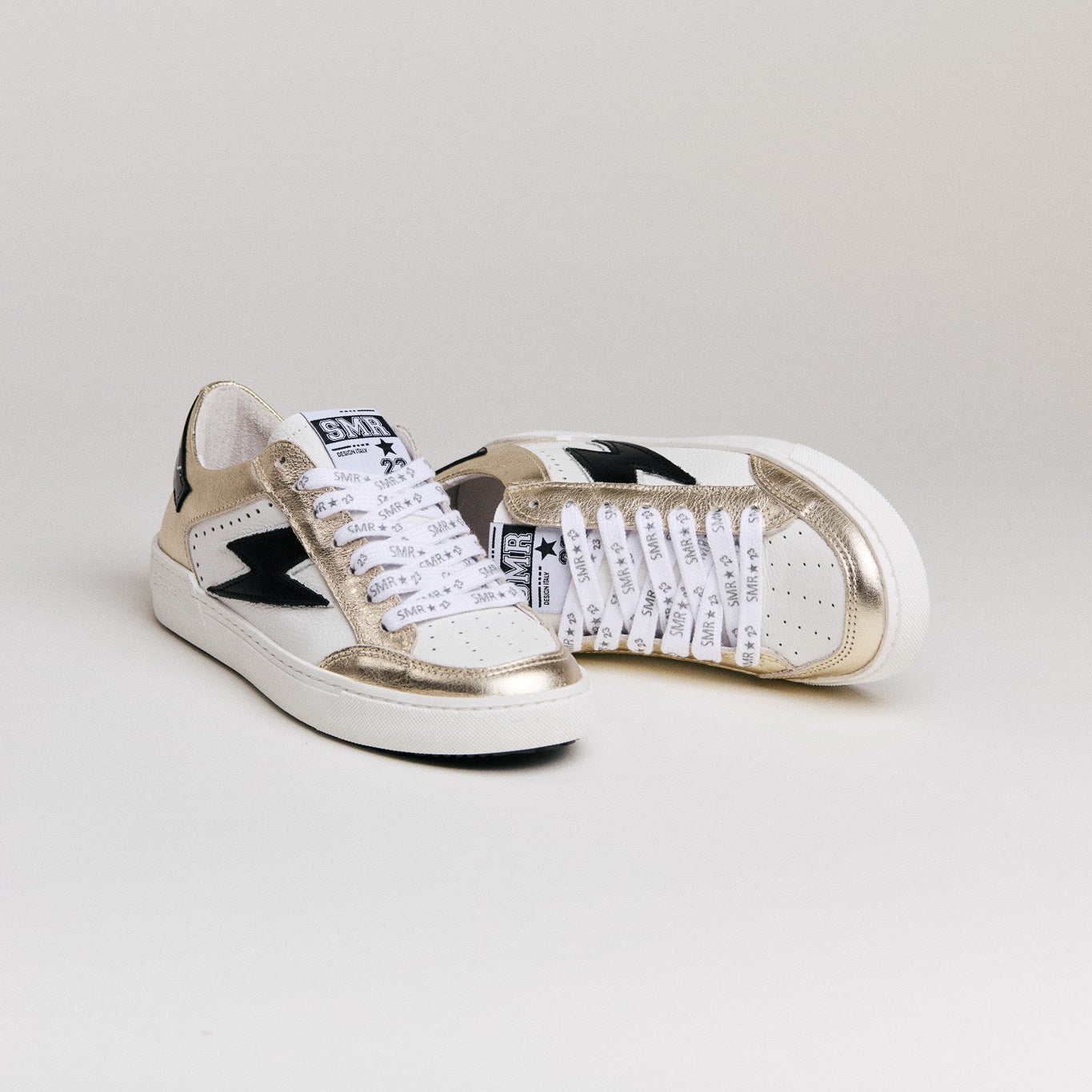 SMR Noubar D606 baskets blanc noir or cuir