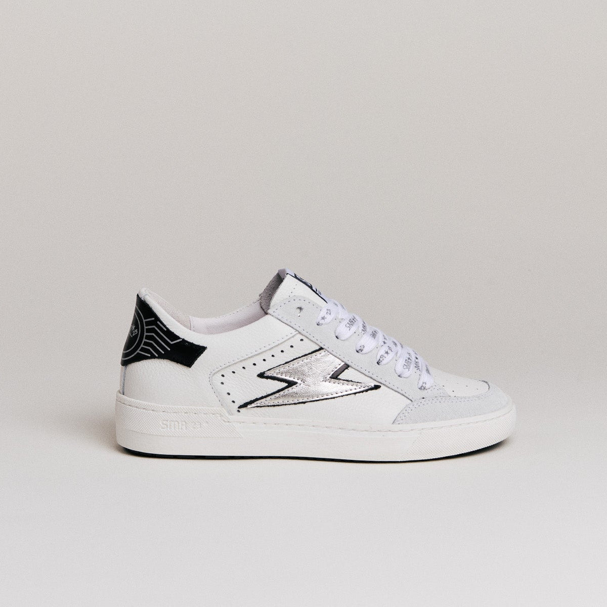 SMR Noubar D607 baskets blanc pointure 38 cuir