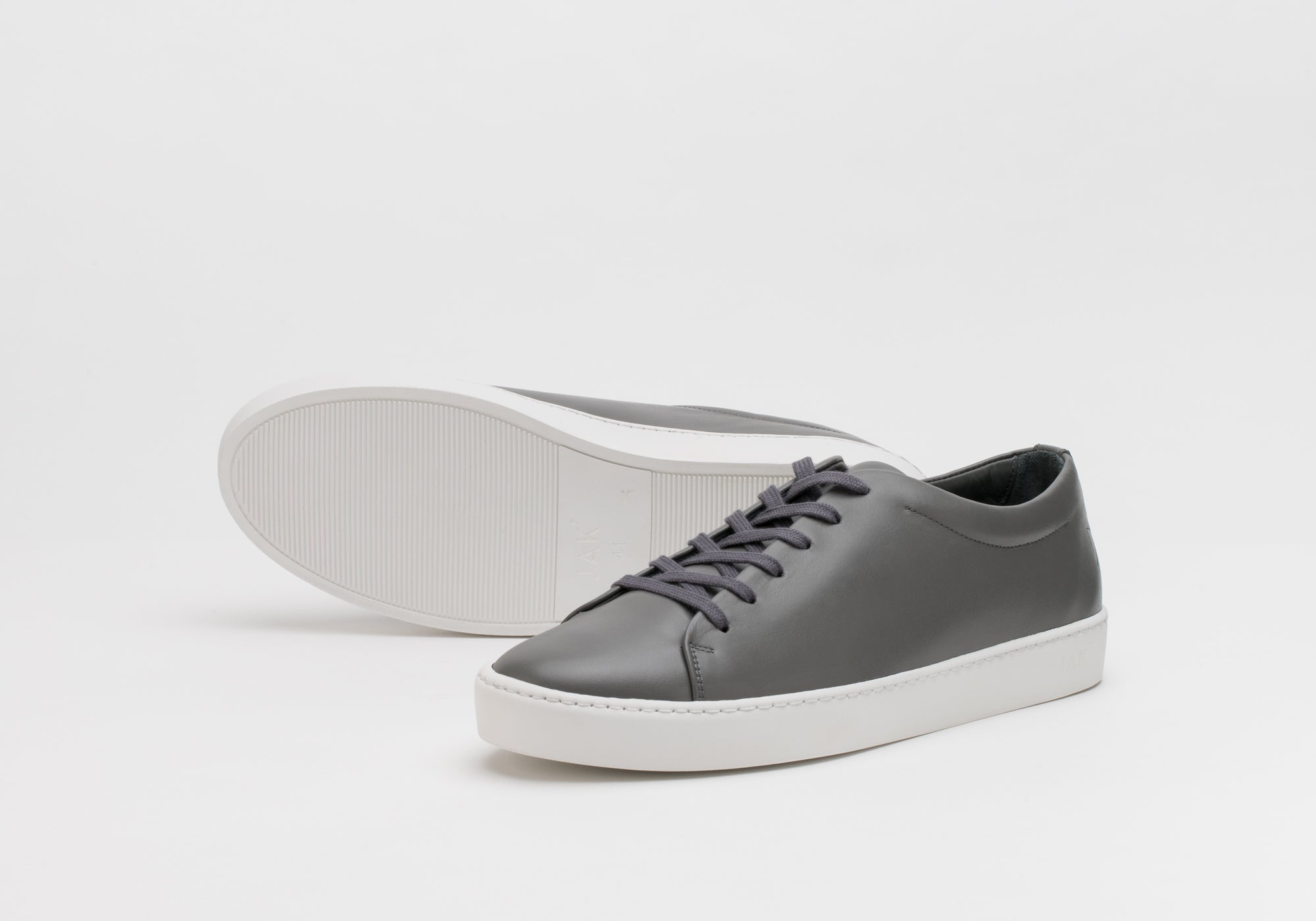 JAK Royal Grey V.S. baskets cuir gris 36 46