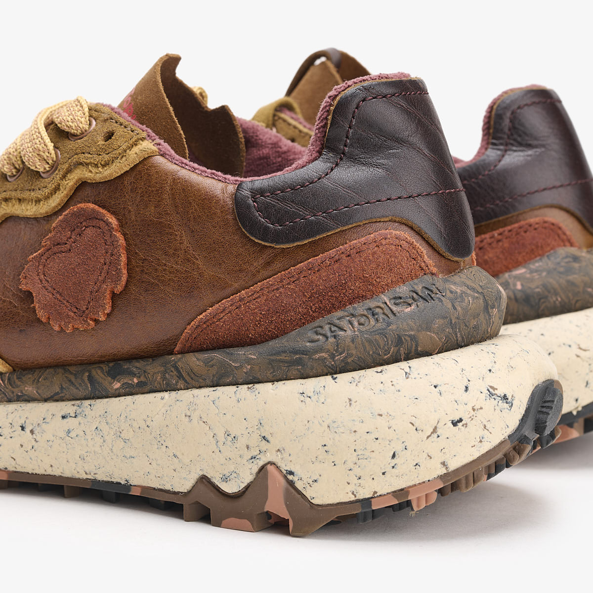 Satorisan Chacrona Metta Buckingham baskets cuir marron