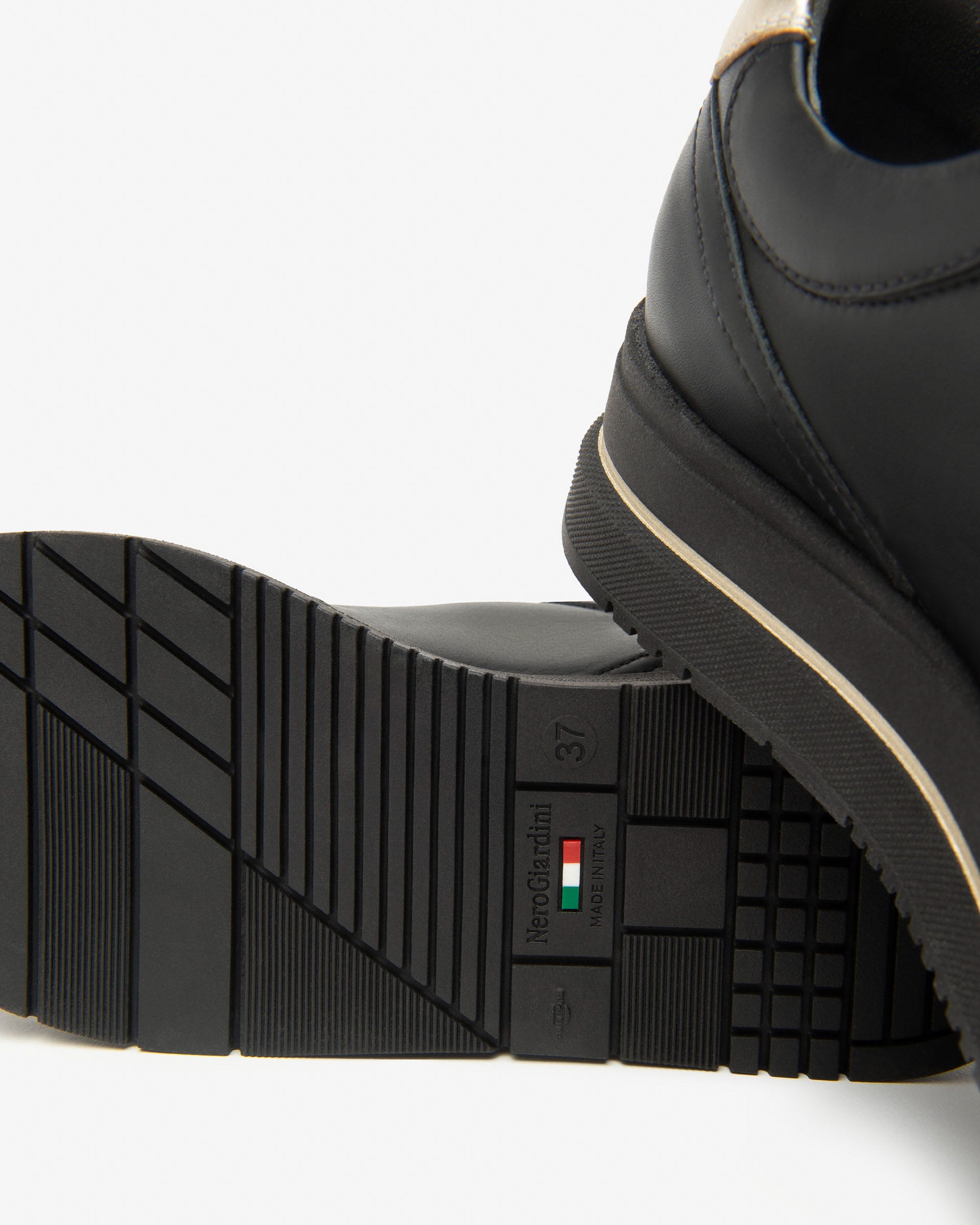 NeroGiardini Sneakers Femme Cuir Technique 38 Confort