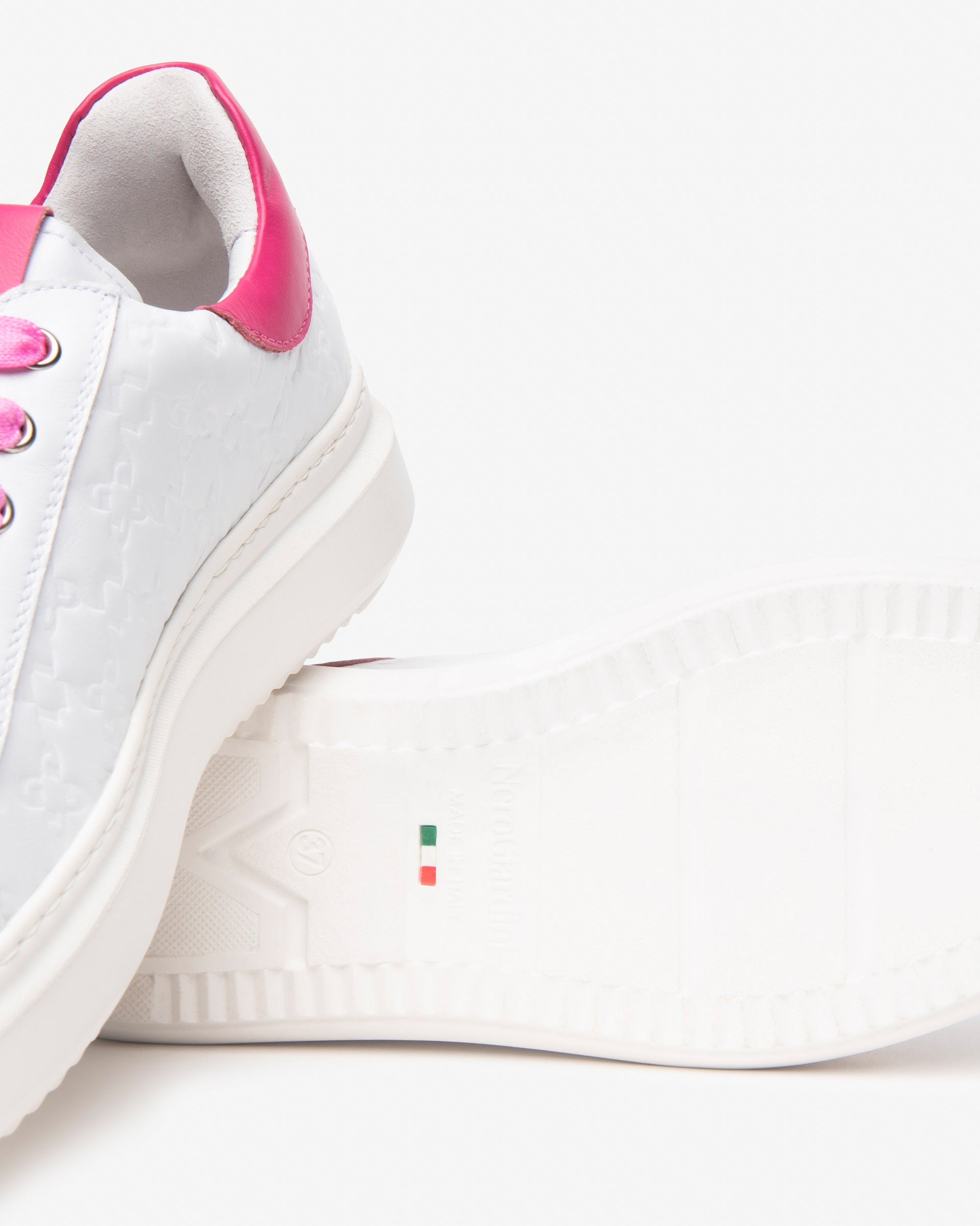 Nerogiardini Sneakers Femme en Cuir 35-41 Marche en Ville