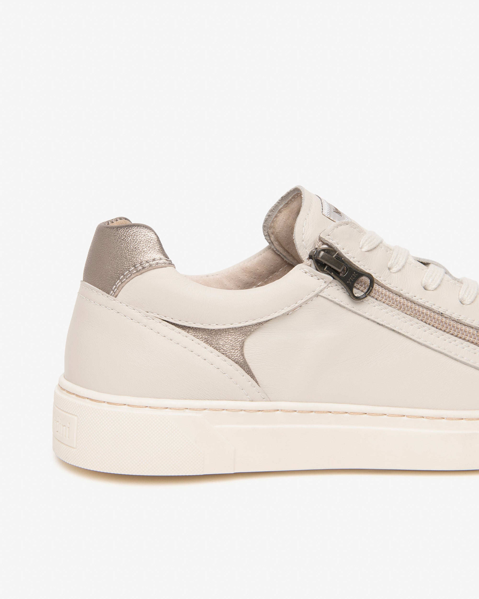 Nerogiardini Sneakers Femme Cuir Basket Zip Laminée
