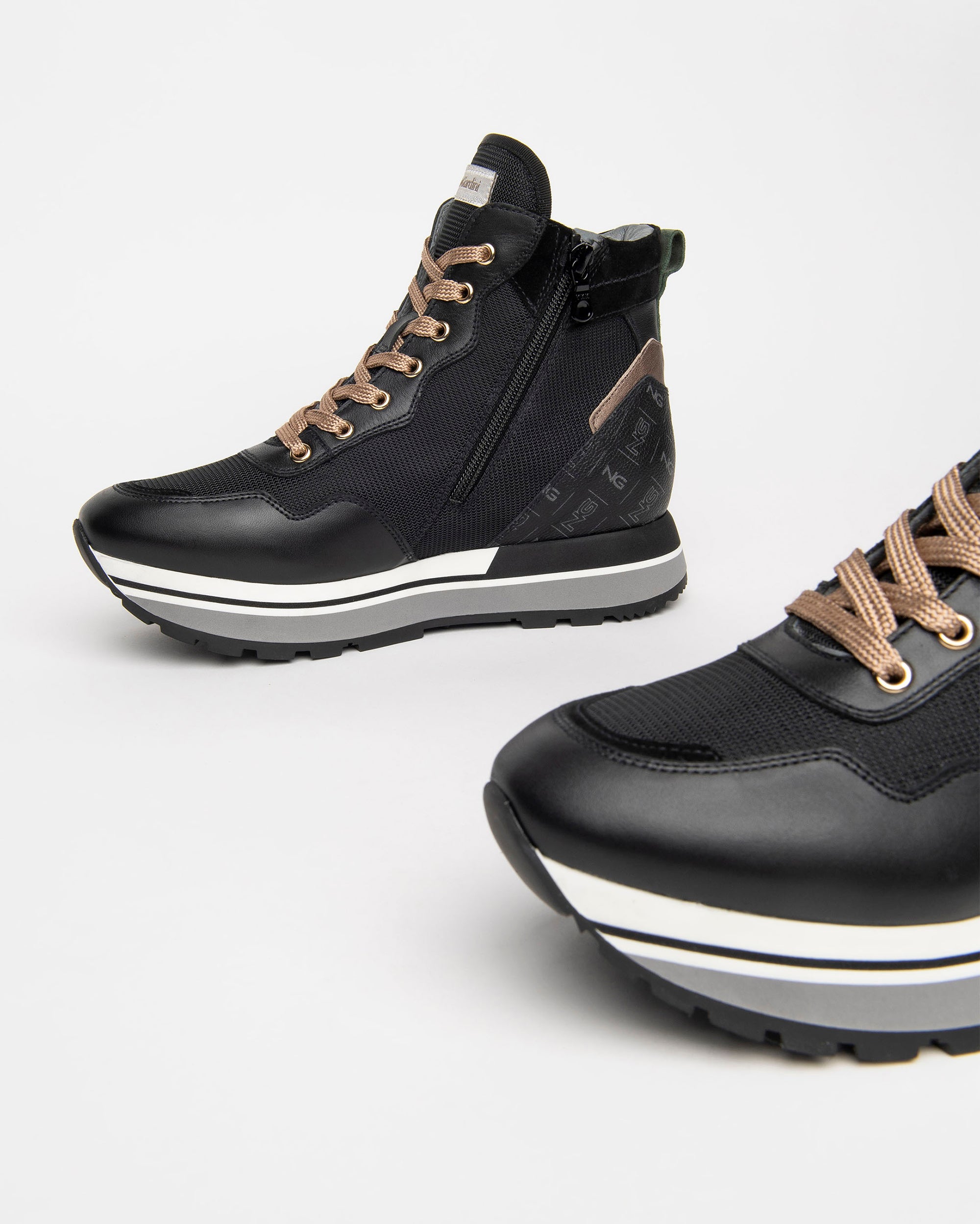 NeroGiardini Sneakers Montantes Femme Cuir Velours