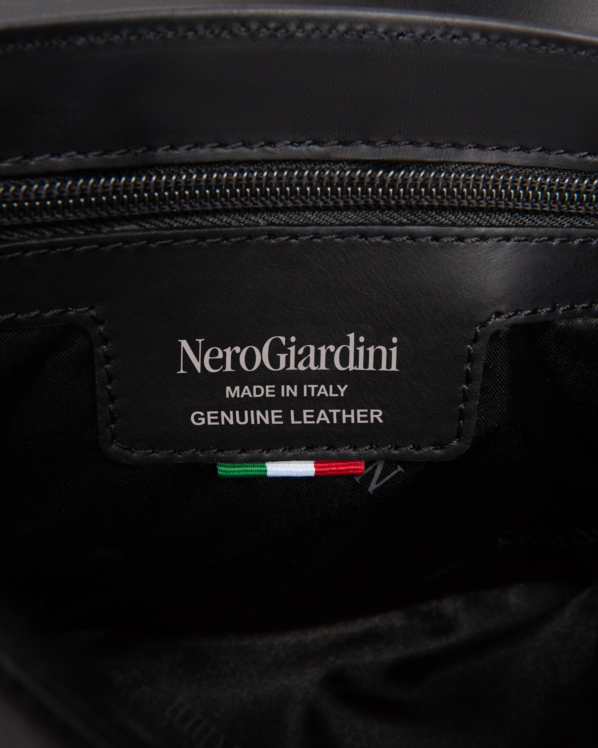 NeroGiardini Sacs sac bandoulière femme cuir élégant