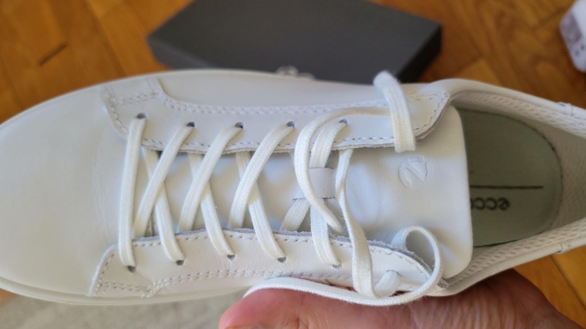 ECCO SOFT 7 Classic basket femme blanche lacets contrastés