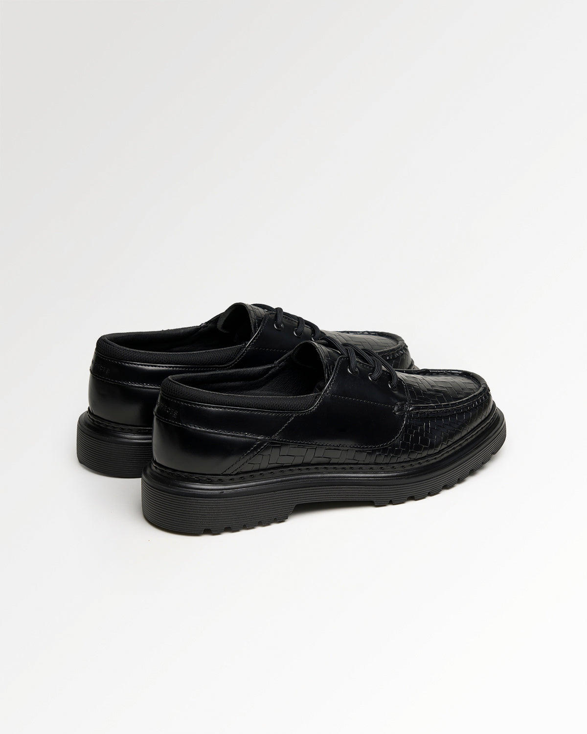 Filling Pieces Sea Tek Woven Twist baskets Black cuir