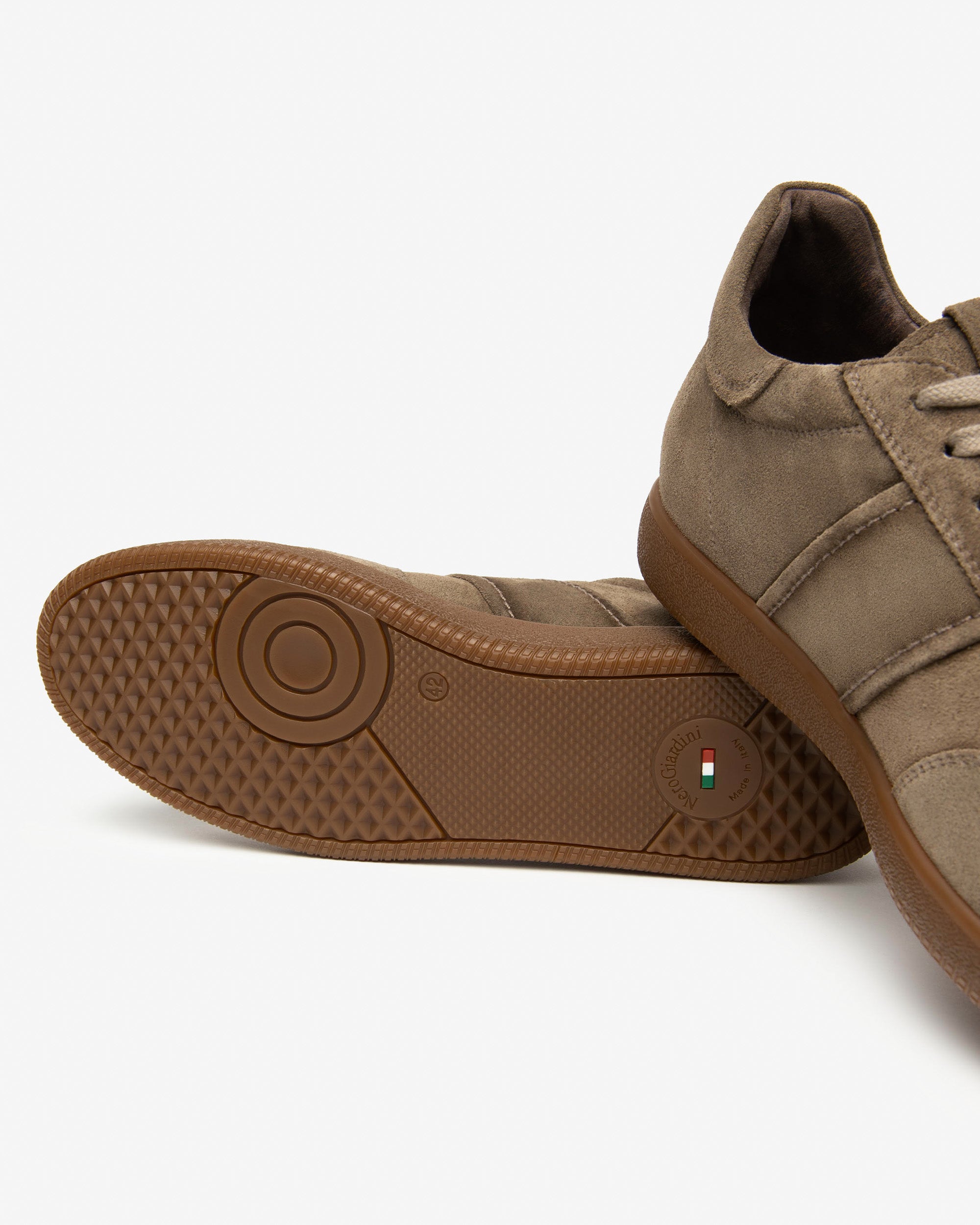NeroGiardini Sneakers Homme Cuir Velours Design Minimal