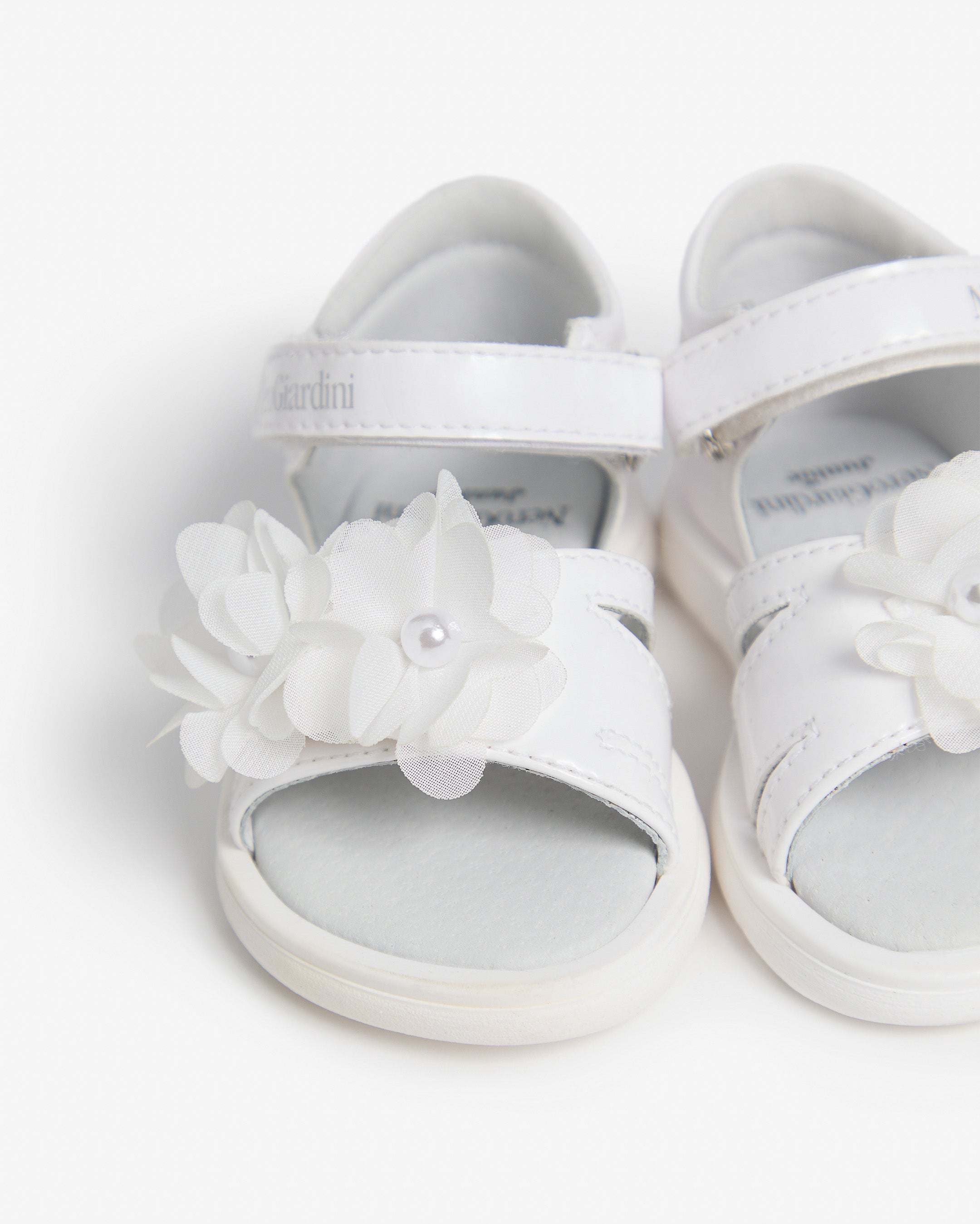 NeroGiardini Sandales Junior Fille Cuir 19-24