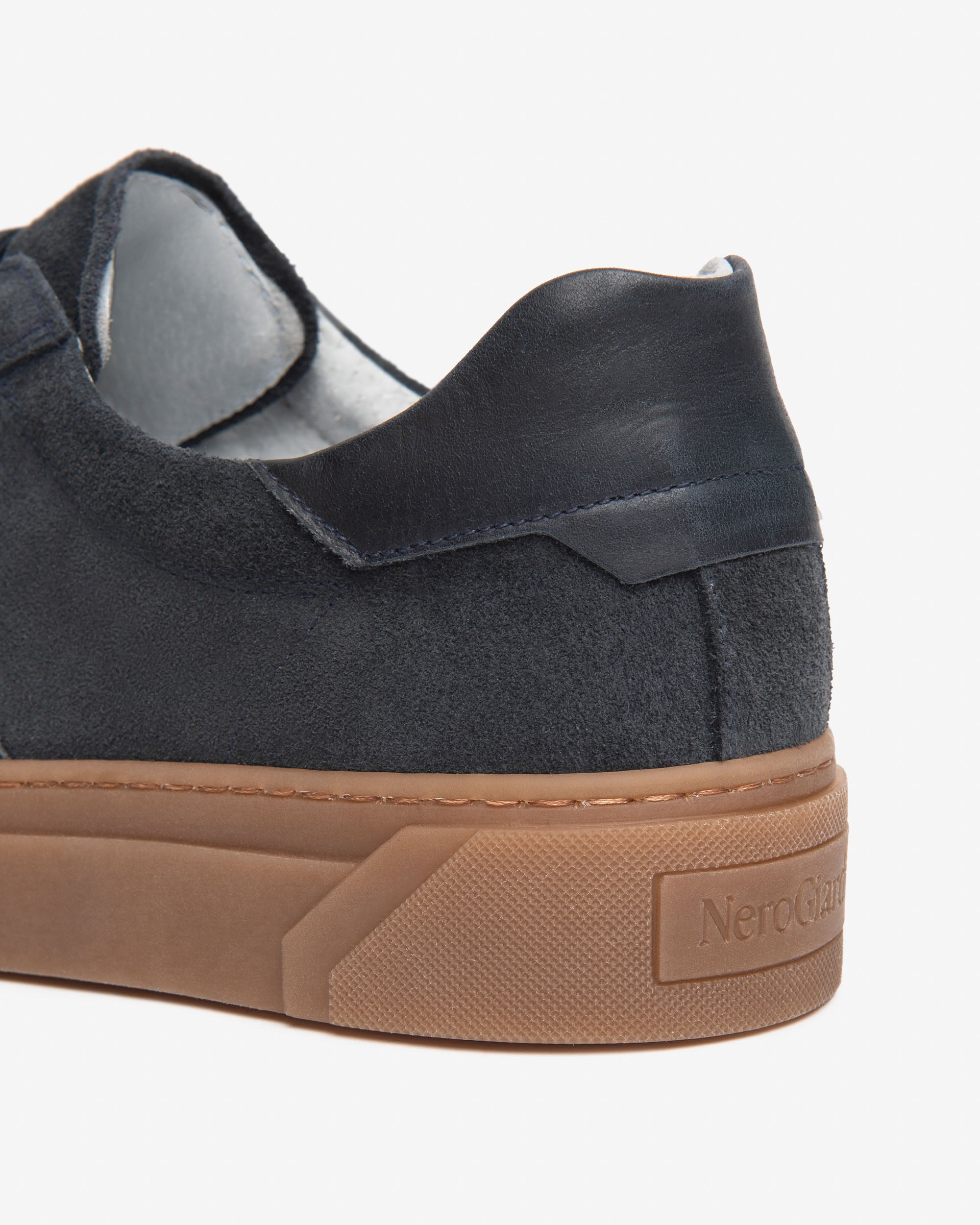 NeroGiardini Sneakers Homme Cuir Velours 42