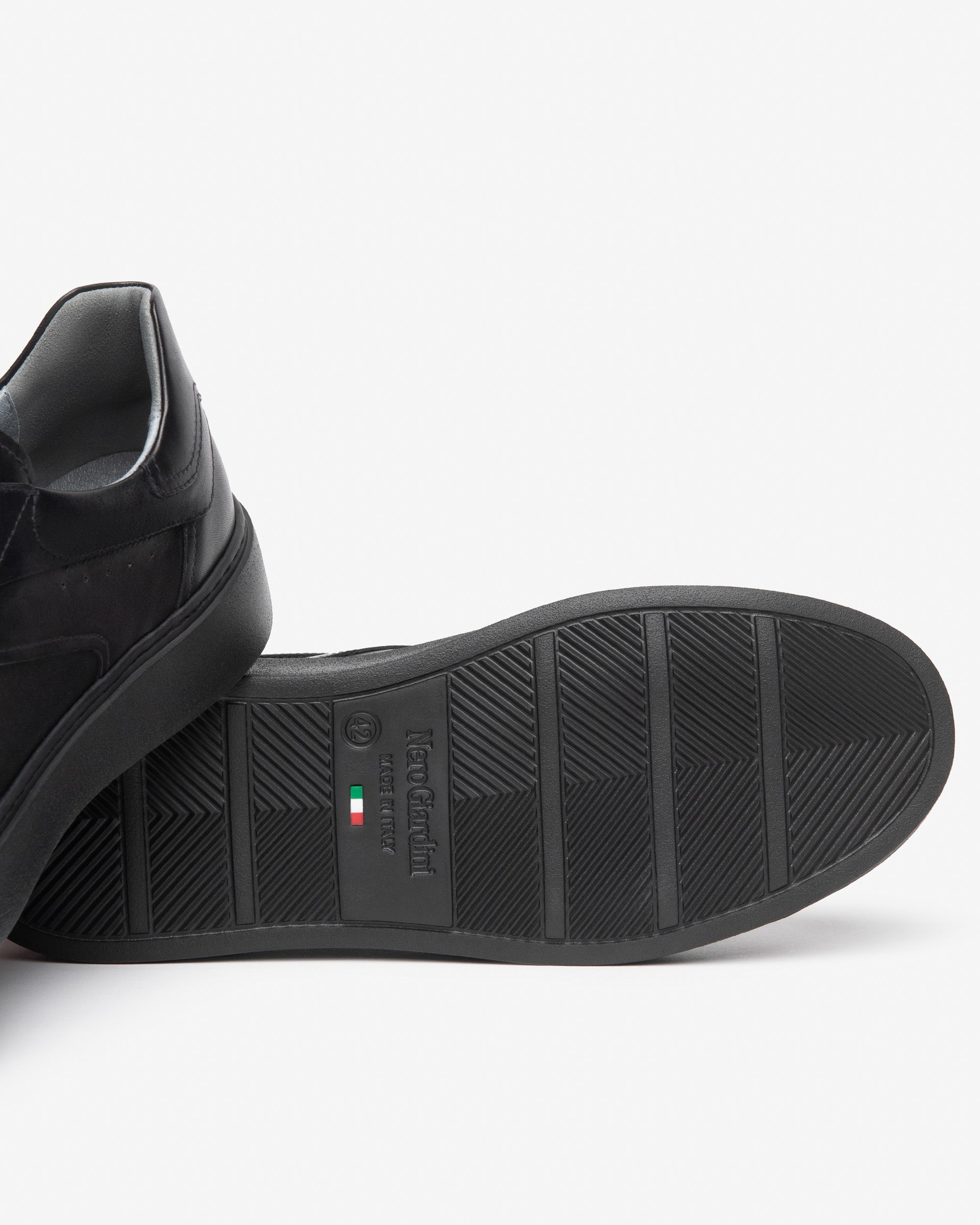NeroGiardini Sneakers cuir homme semelle caoutchouc