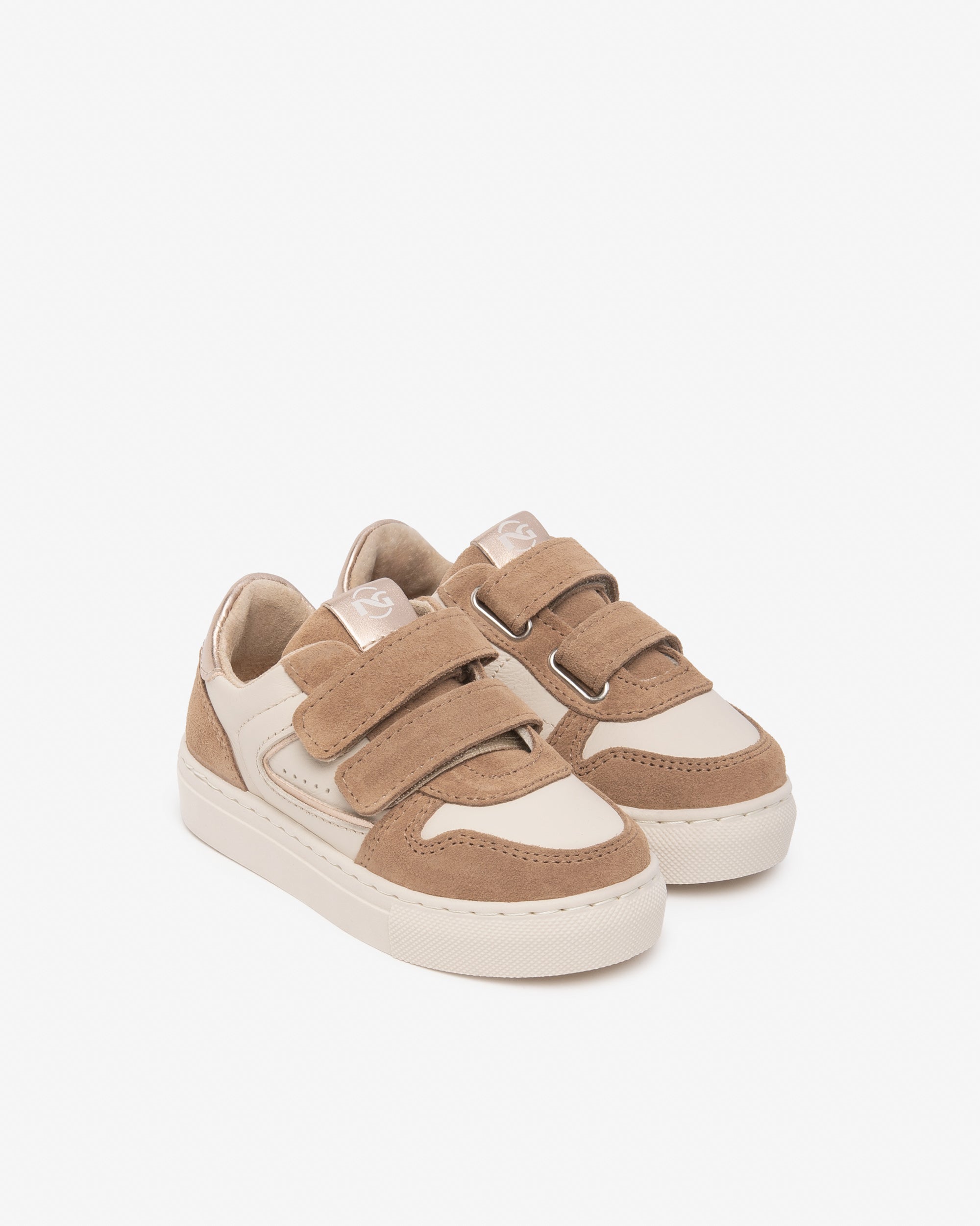 NeroGiardini Sneakers fille cuir scratch lumineux pointure 26